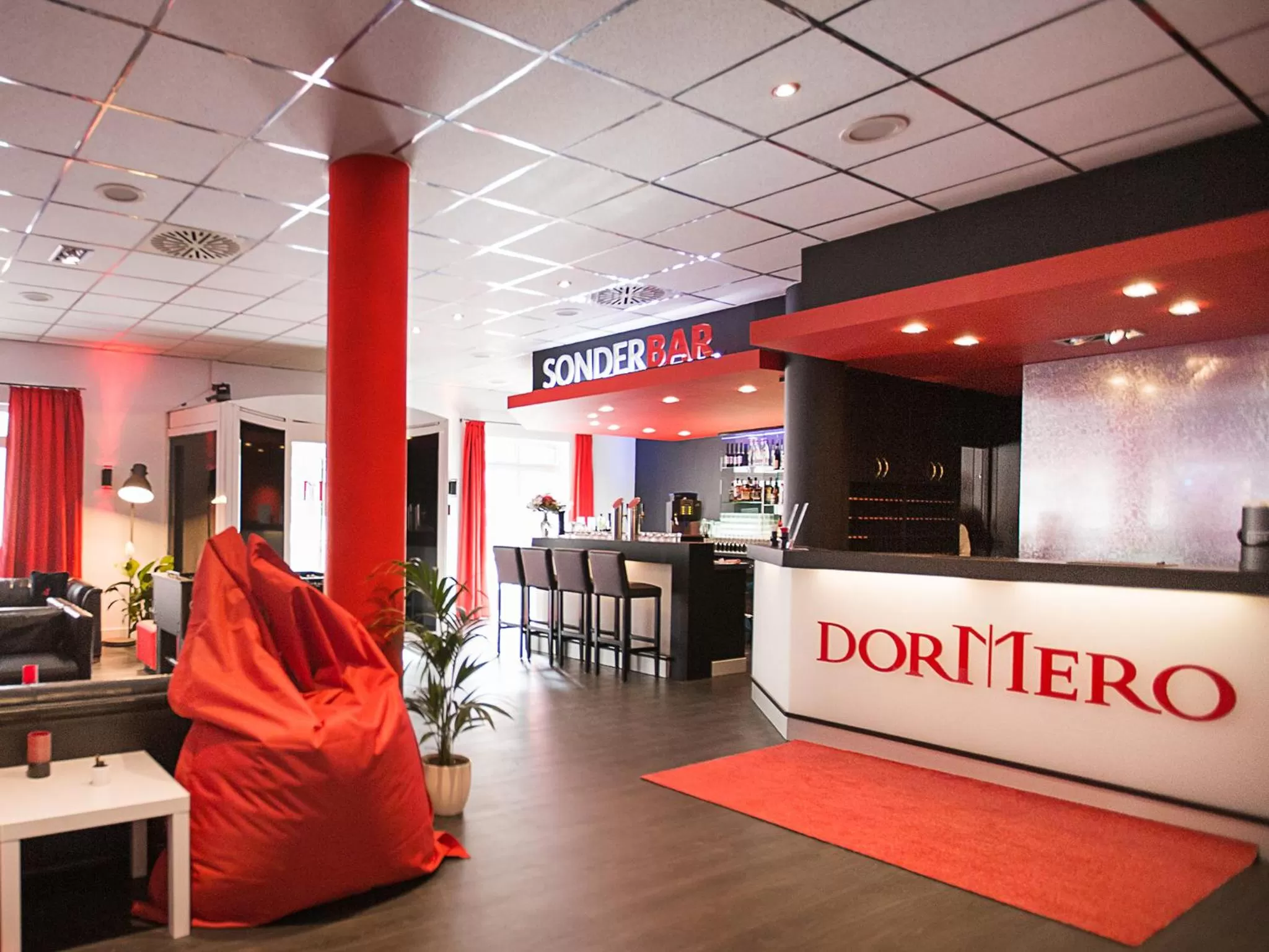 Lobby or reception in DORMERO Hotel Villingen-Schwenningen