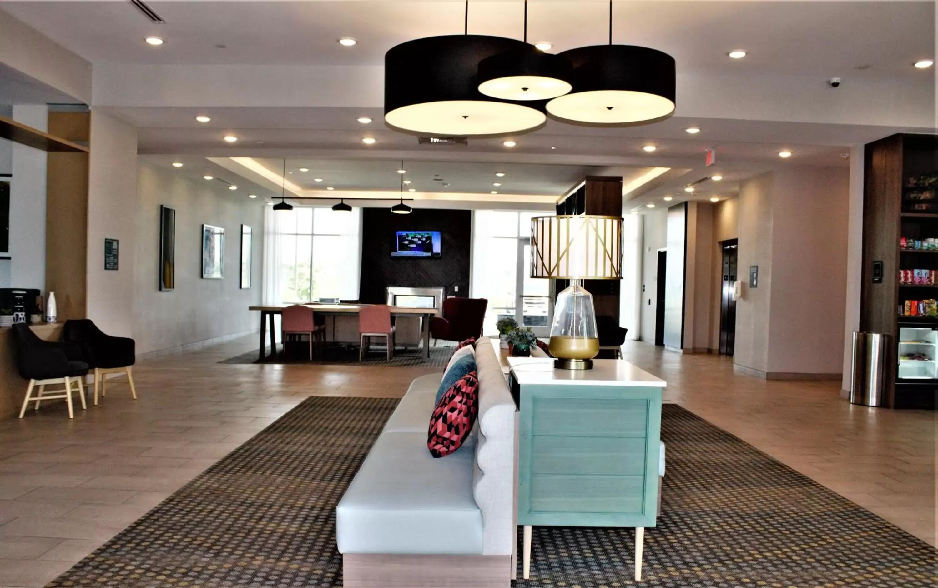 Property building in Holiday Inn Fort Worth - Alliance by IHG Property building in Holiday Inn Fort Worth - Alliance by IHG