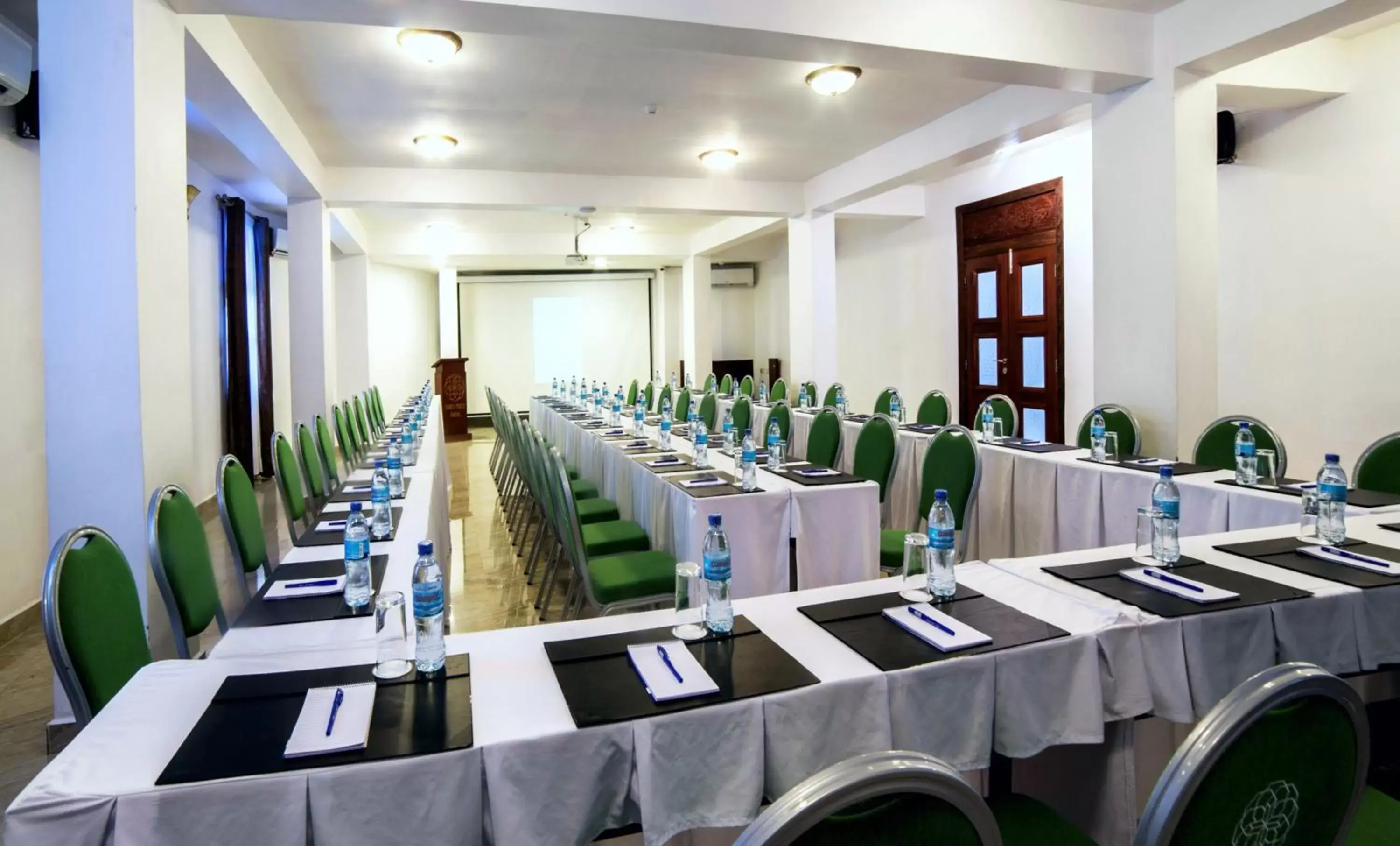 Banquet/Function facilities in Maru Maru Hotel