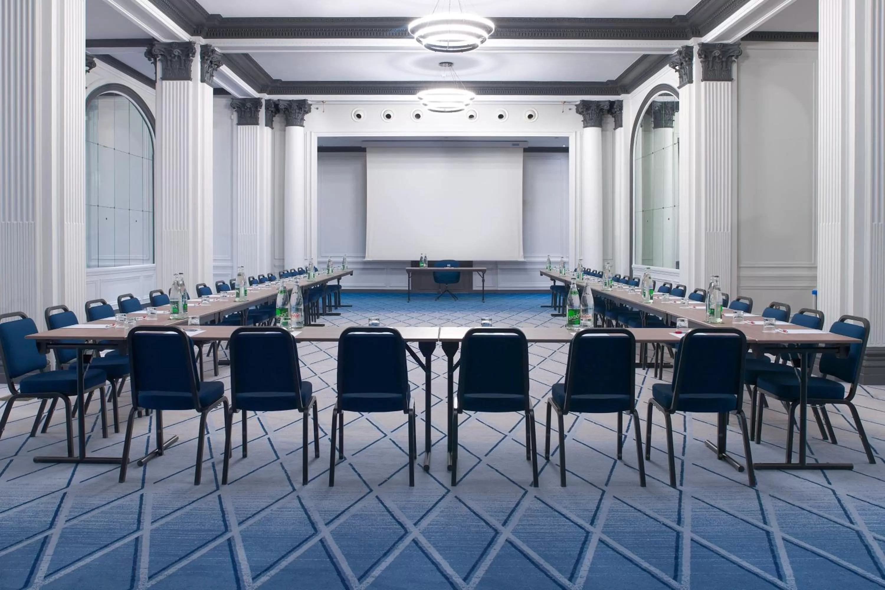 Meeting/conference room in Paris Marriott Opera Ambassador Hotel