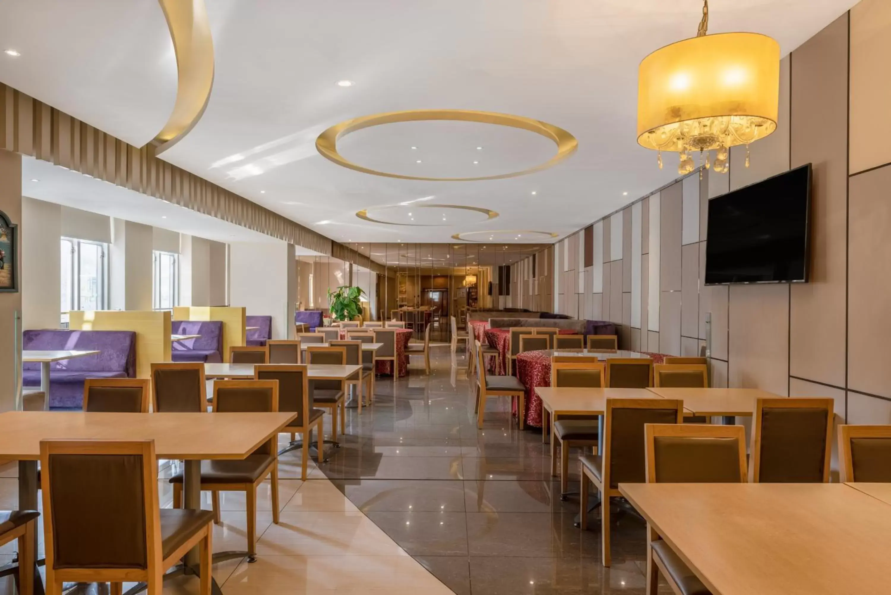 Breakfast, Restaurant/Places to Eat in Holiday Inn Express Tianjin Heping, an IHG Hotel