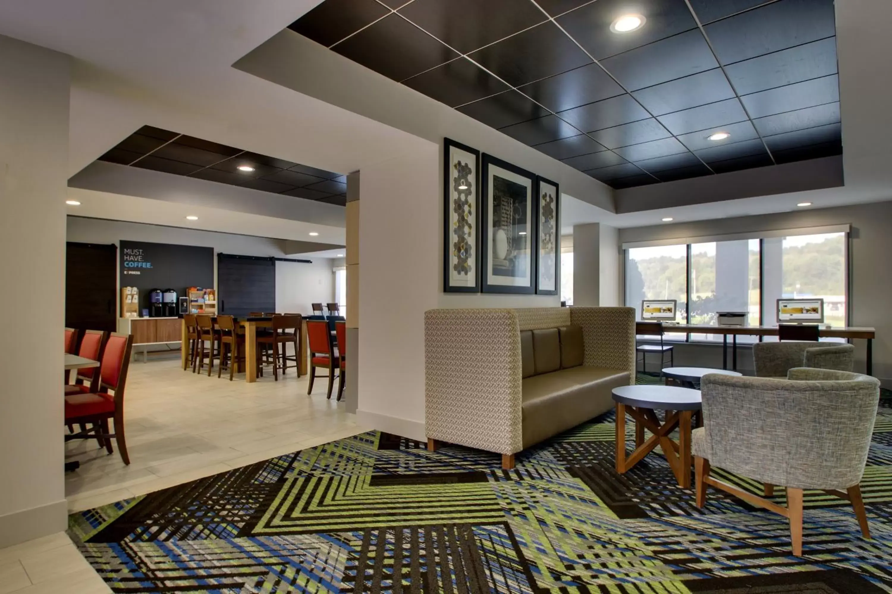 Property building in Holiday Inn Express - Horse Cave by IHG Property building in Holiday Inn Express - Horse Cave by IHG