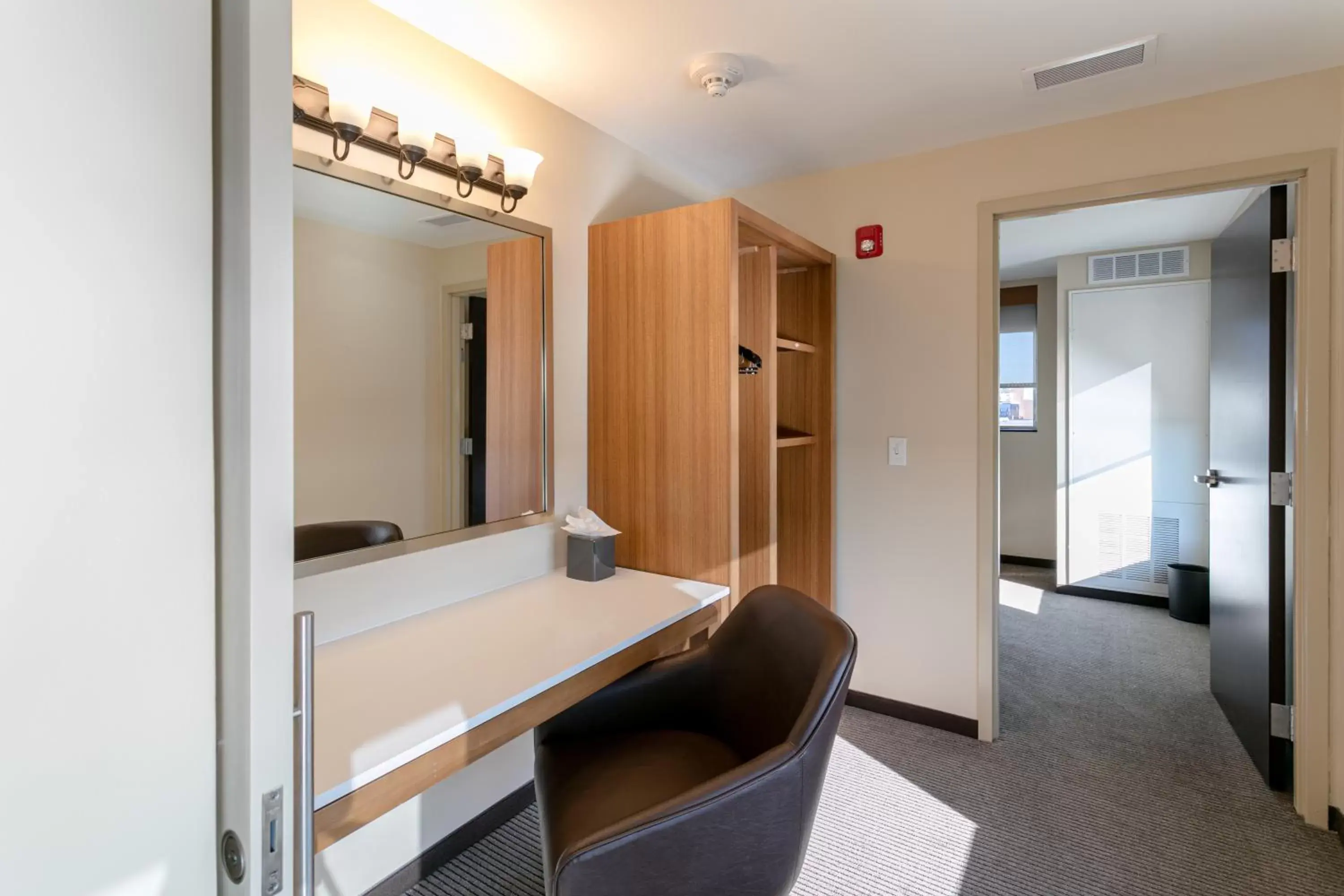 Area and facilities, Bathroom in Hyatt Place Wilmington Riverfront