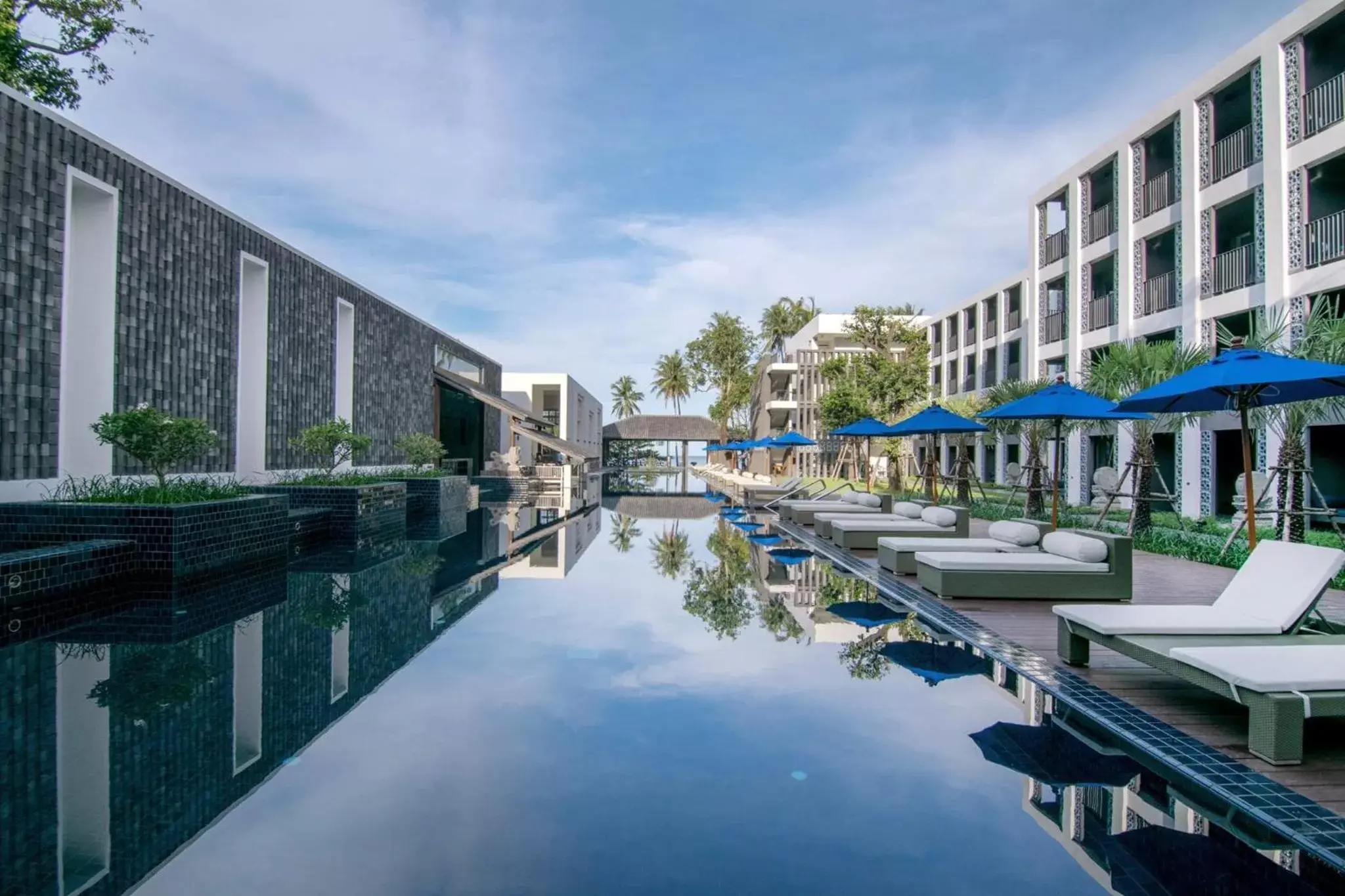 Swimming Pool in Awa Resort Koh Chang