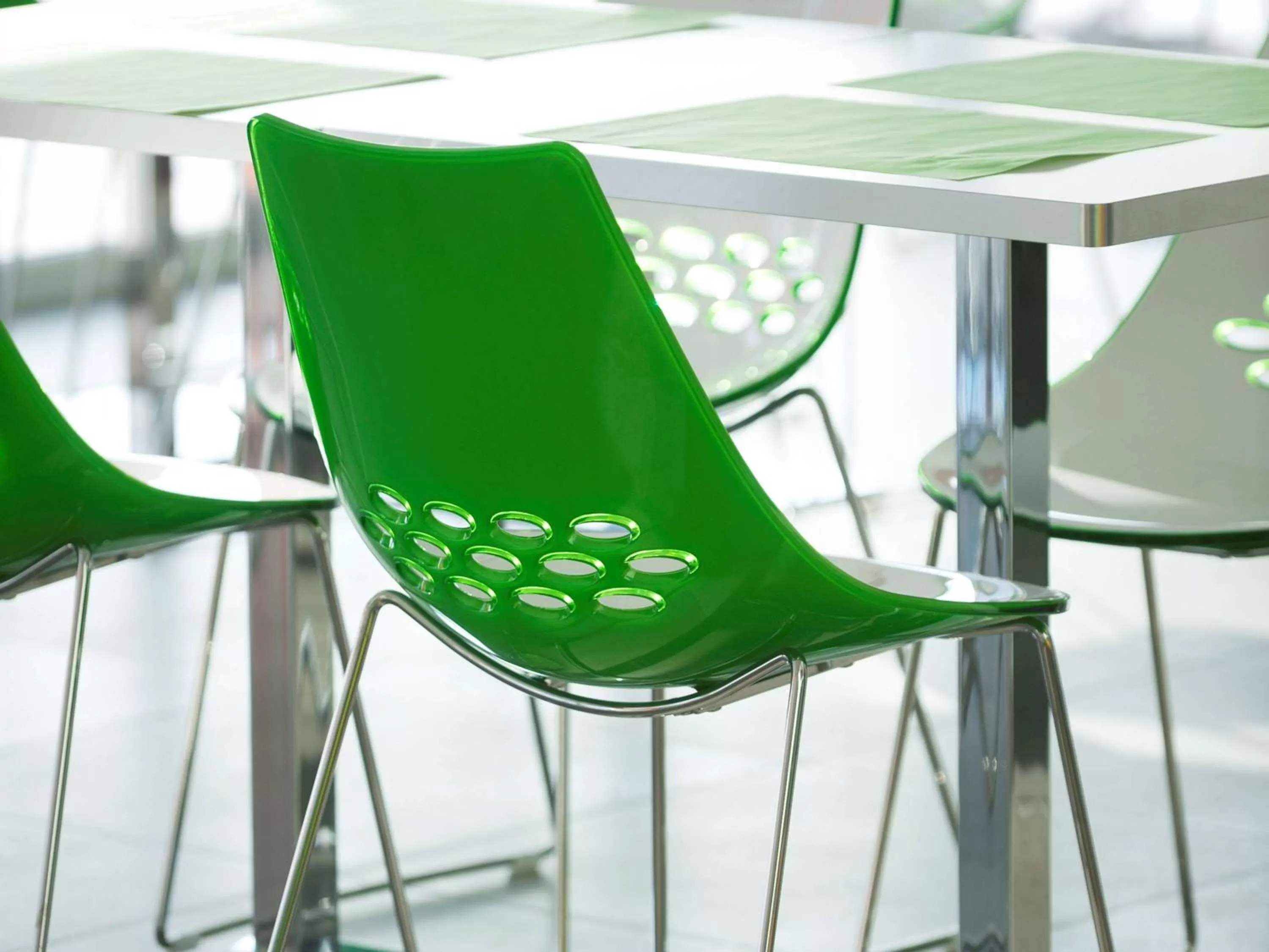 Restaurant/places to eat in Ibis Styles Nivelles