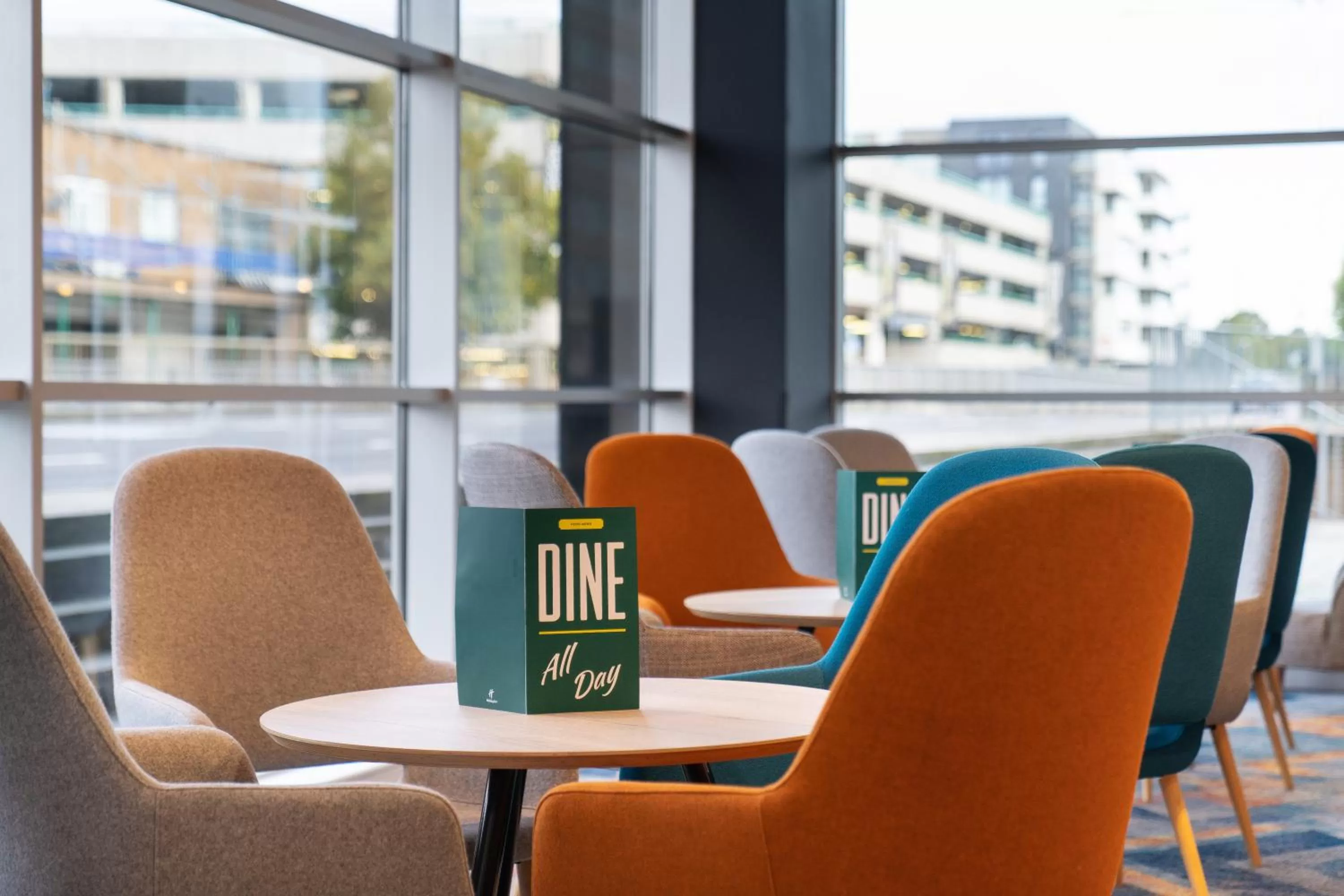 Restaurant/places to eat in Holiday Inn Stevenage by IHG