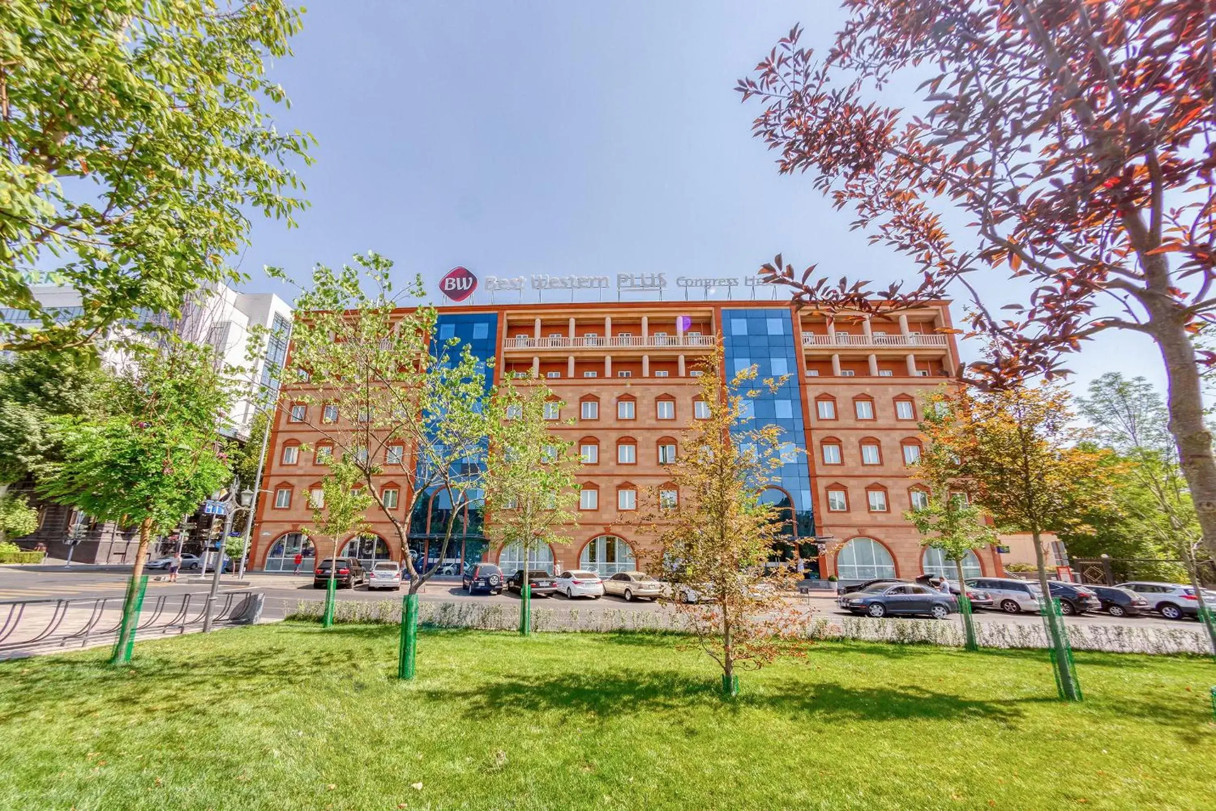 Property building in Best Western Plus Congress Hotel Yerevan Property building in Best Western Plus Congress Hotel Yerevan