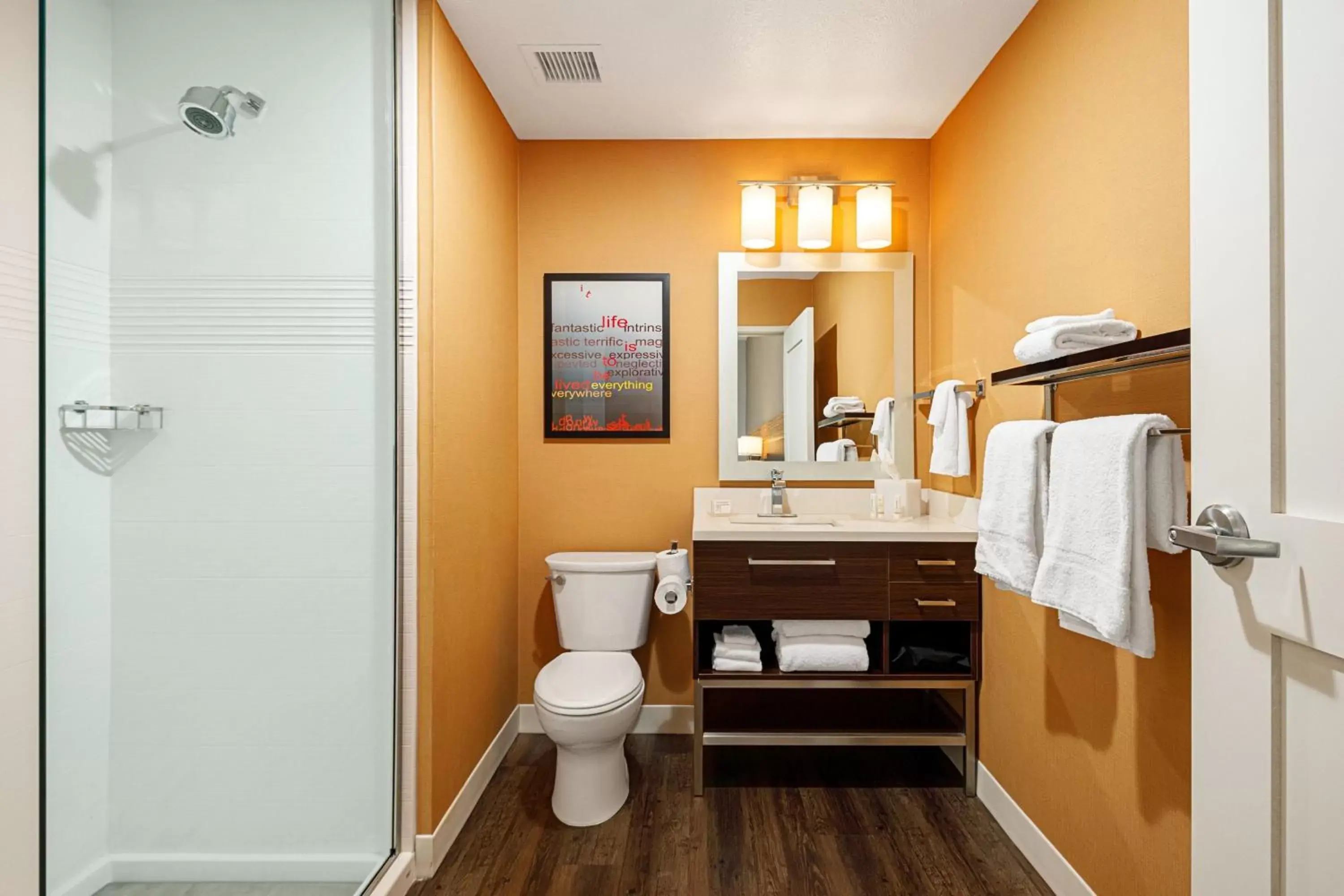 Bathroom in TownePlace Suites by Marriott Ironton