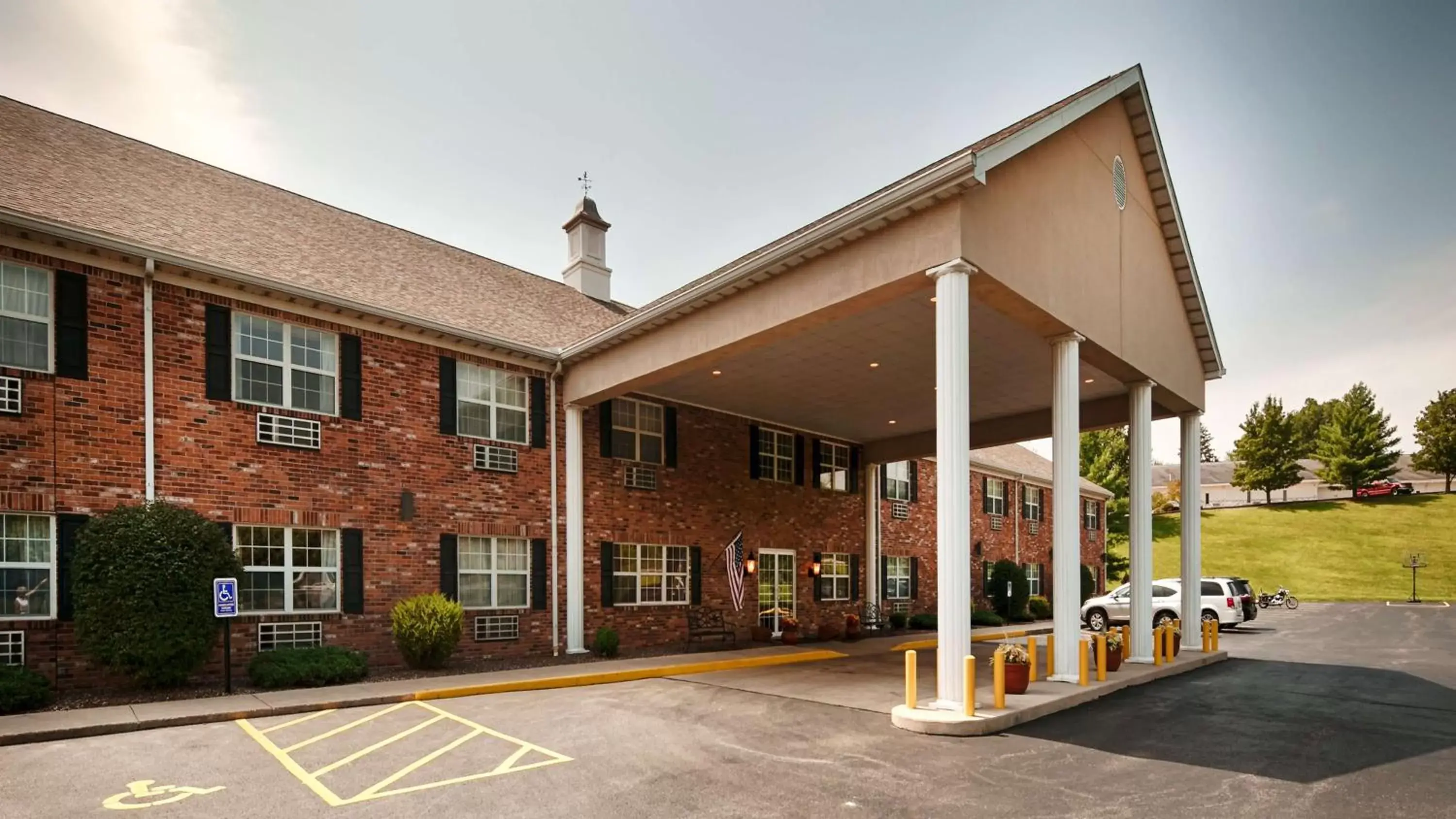 Property Building in Best Western Chester Hotel