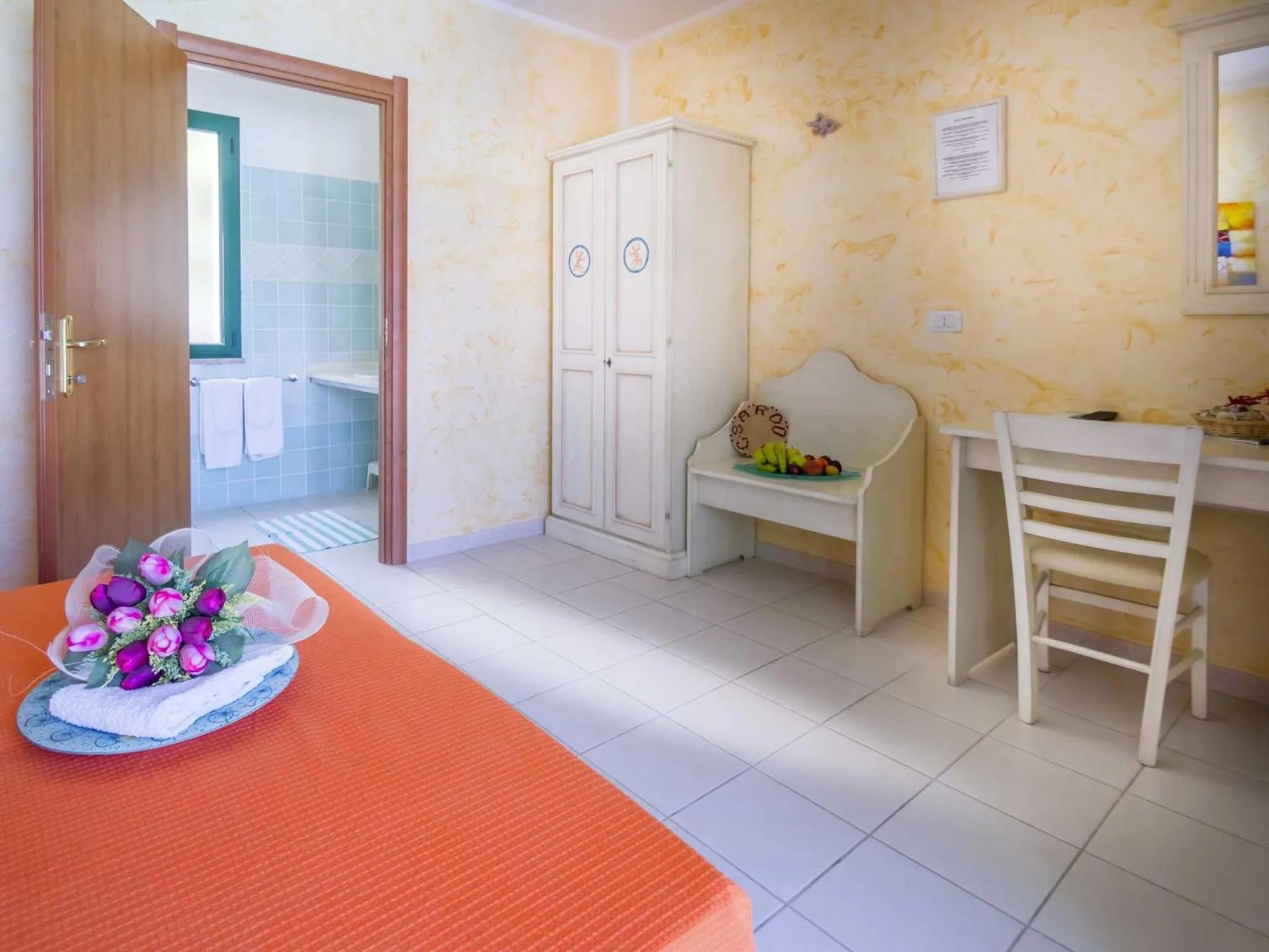 Shower in Hotel Ariadimari