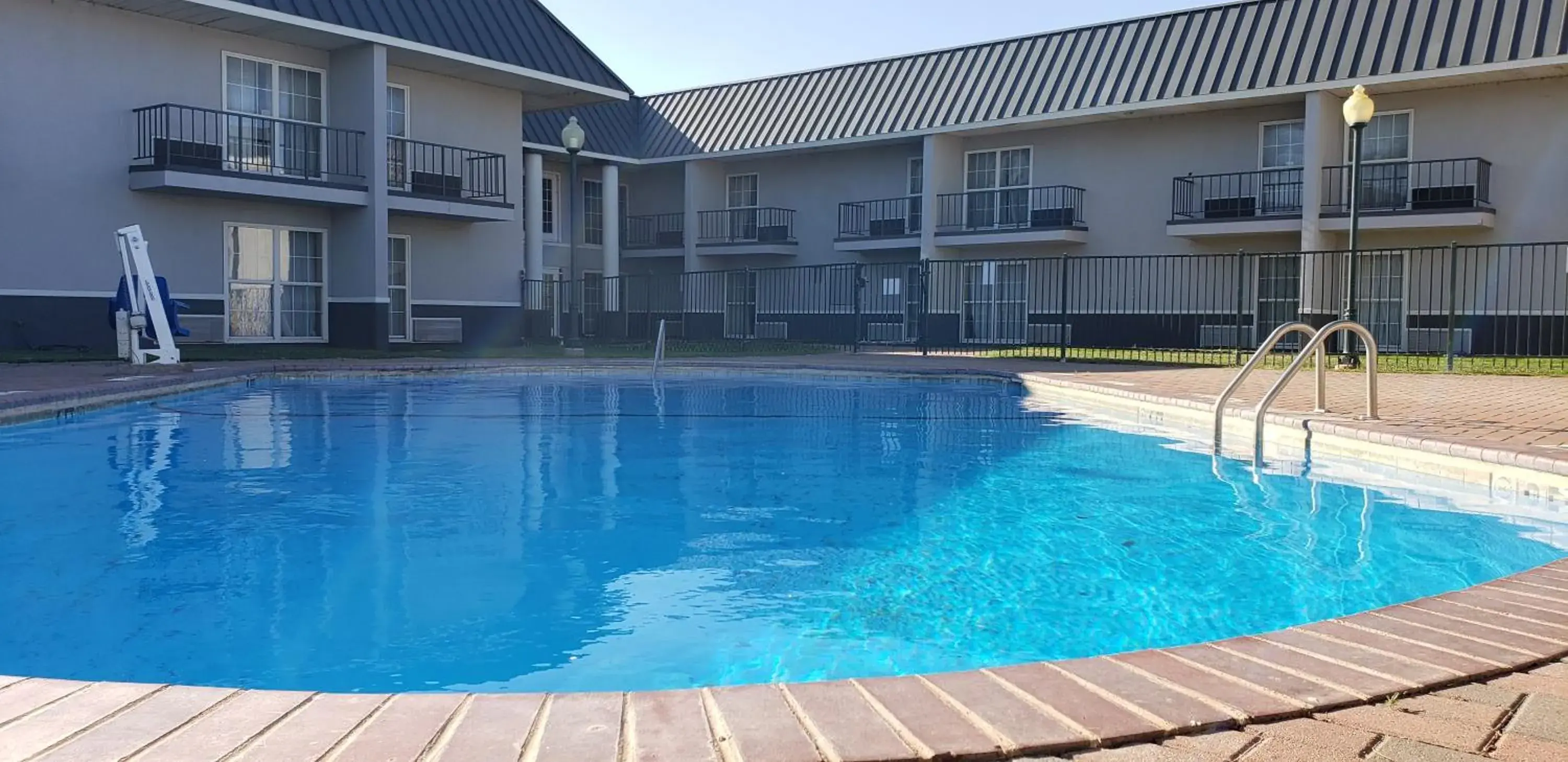 Swimming Pool in Extend-A-Suites - Amarillo West