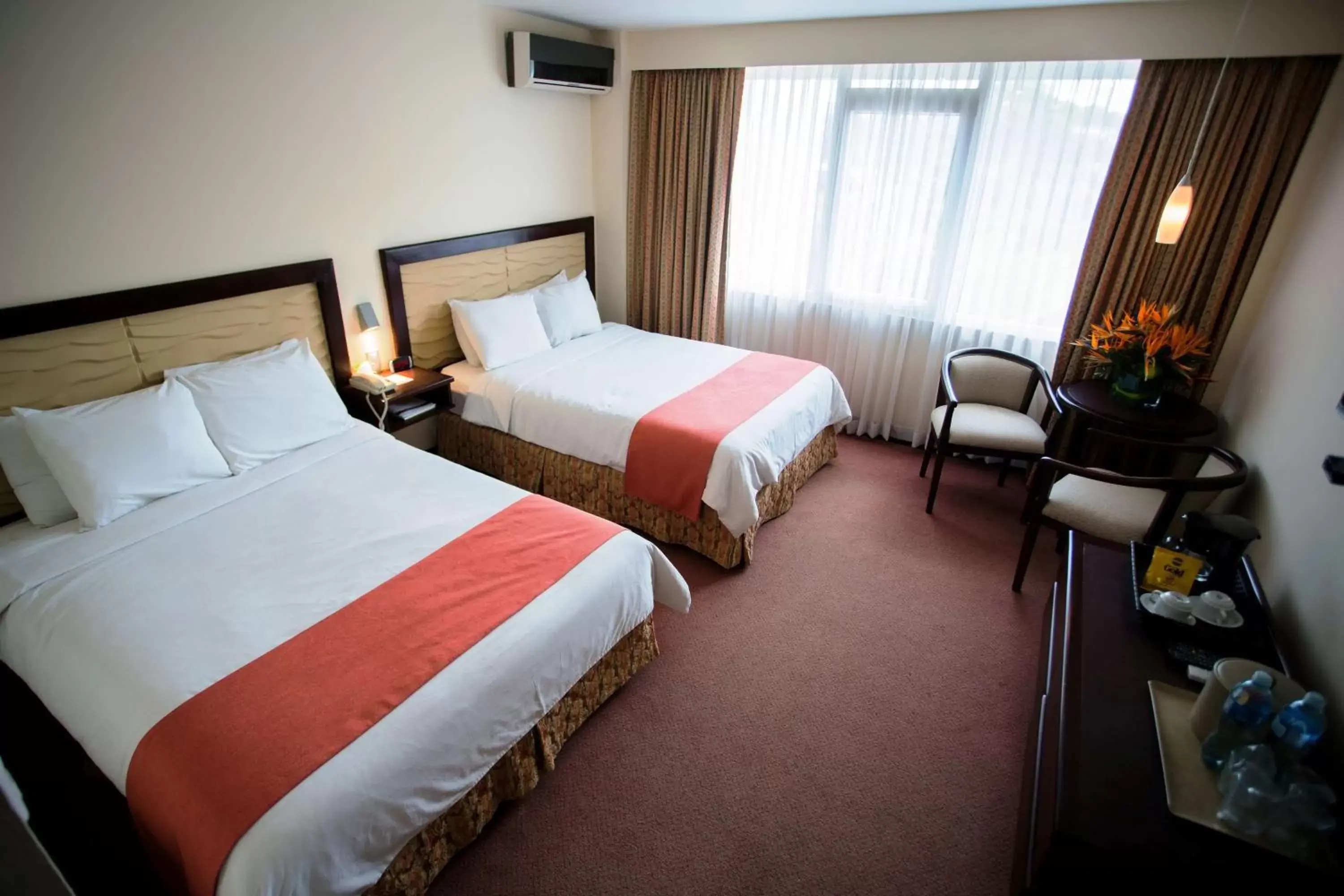 Photo of the whole room, Bed in Best Western Plus Hotel Terraza