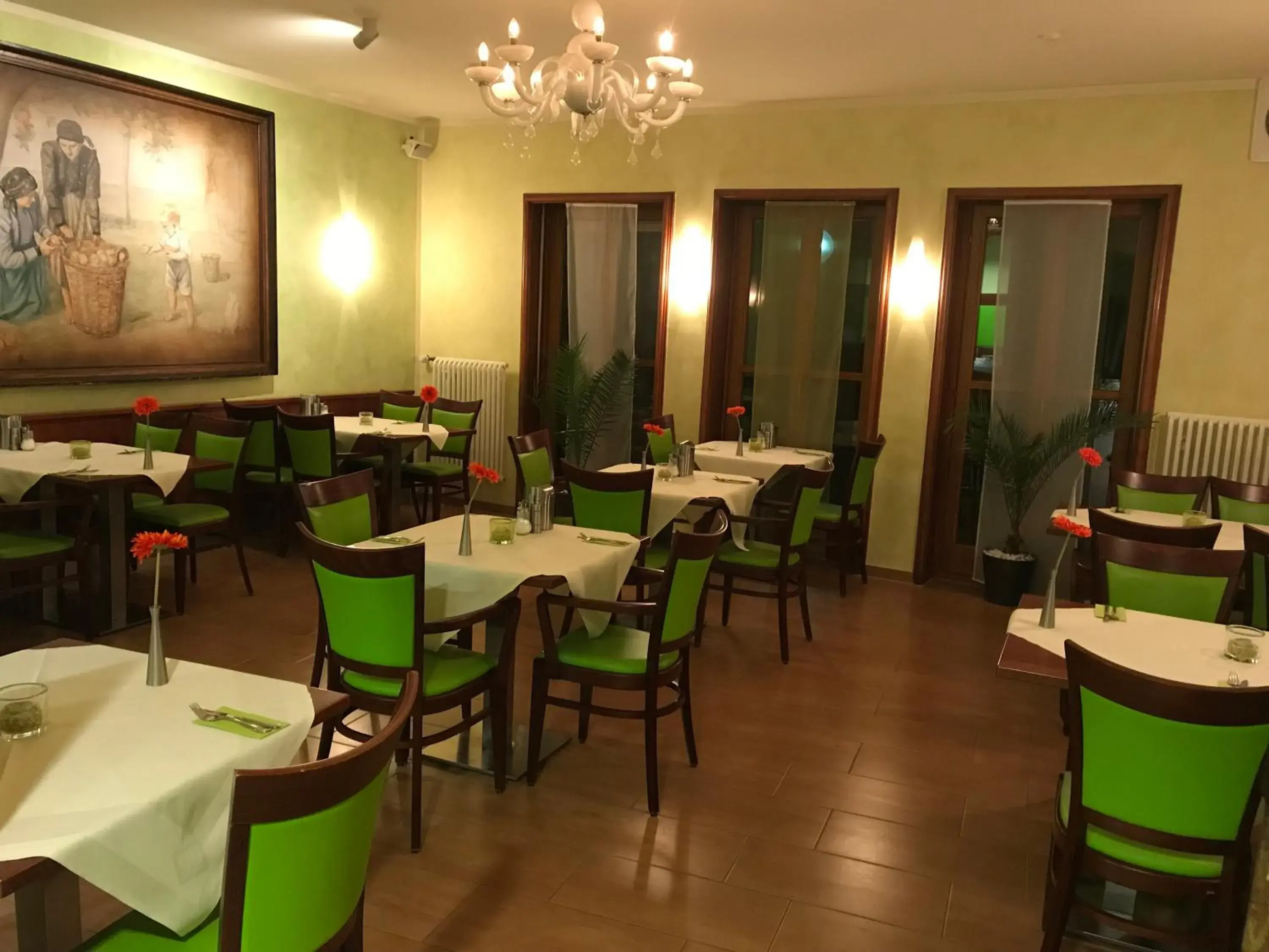 Breakfast, Restaurant/Places to Eat in Parkhotel Zirndorf