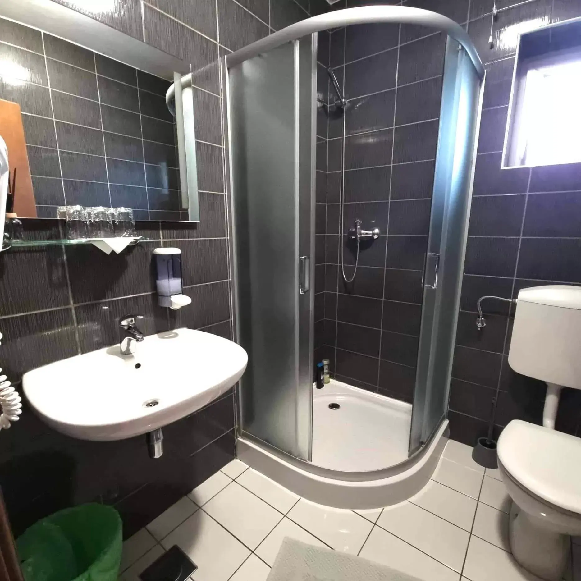 Budget Triple Room in Vila Vanda Vukovar Budget Triple Room in Vila Vanda Vukovar