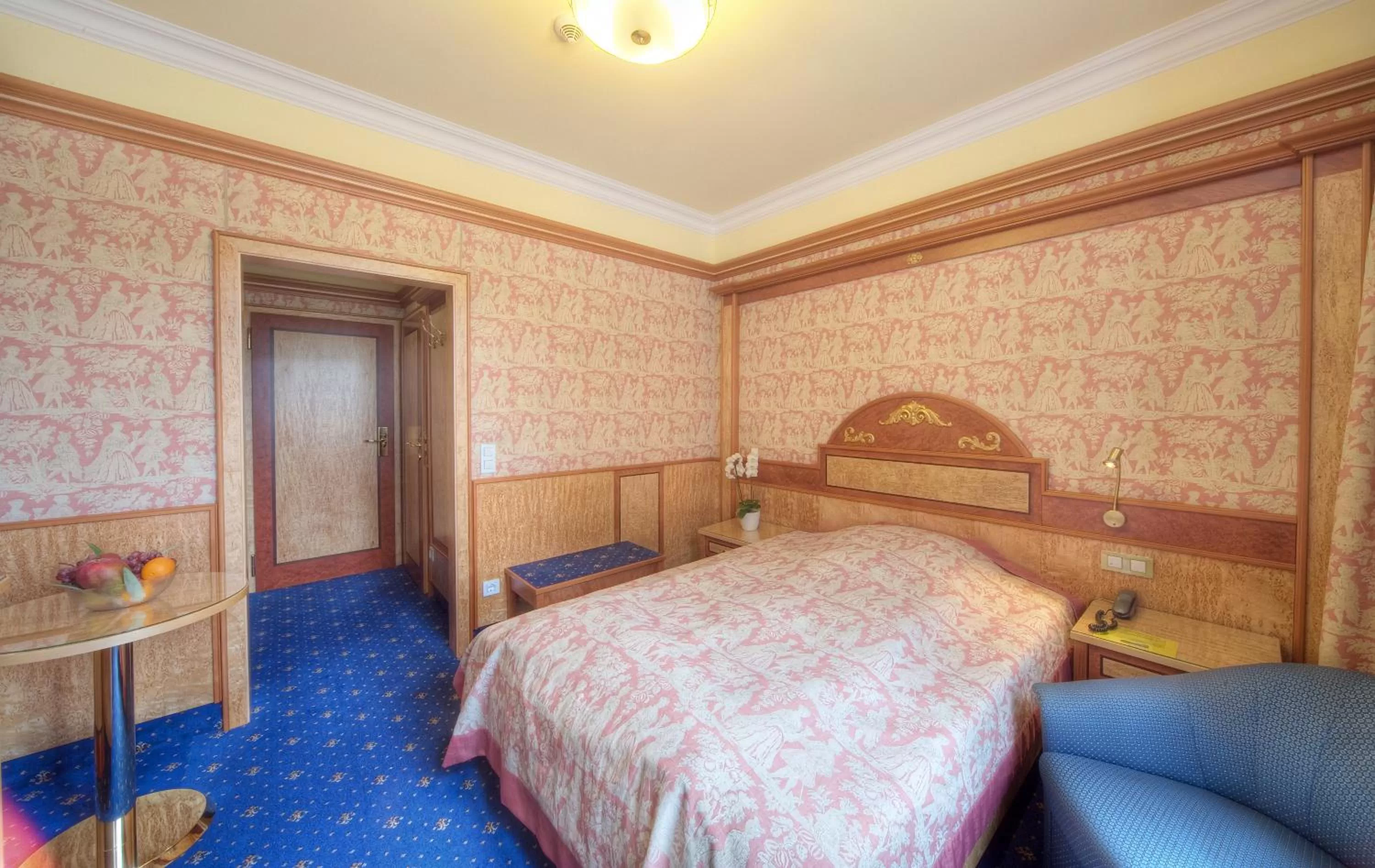 Bedroom, Bed in Häcker's Hotel