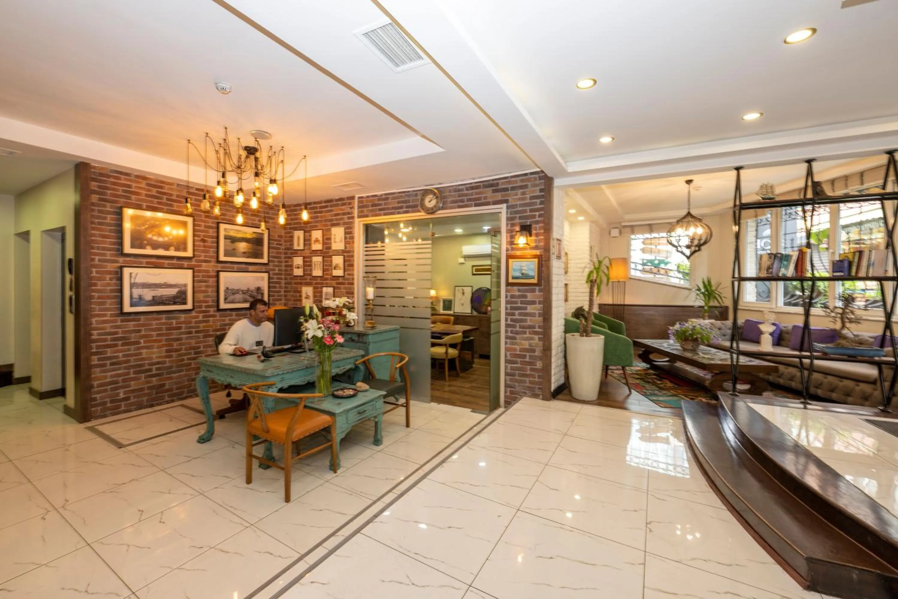 Lobby or reception in The Marions Suite istanbul Special Category Taksim