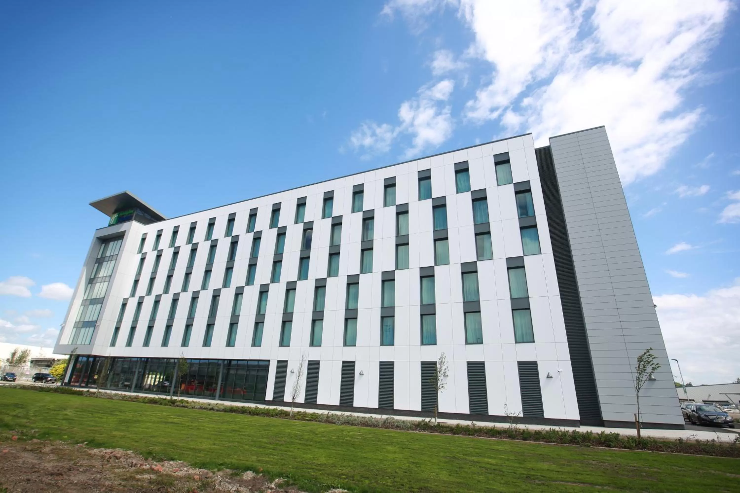 Property building in Holiday Inn Express - Manchester - TRAFFORDCITY by IHG