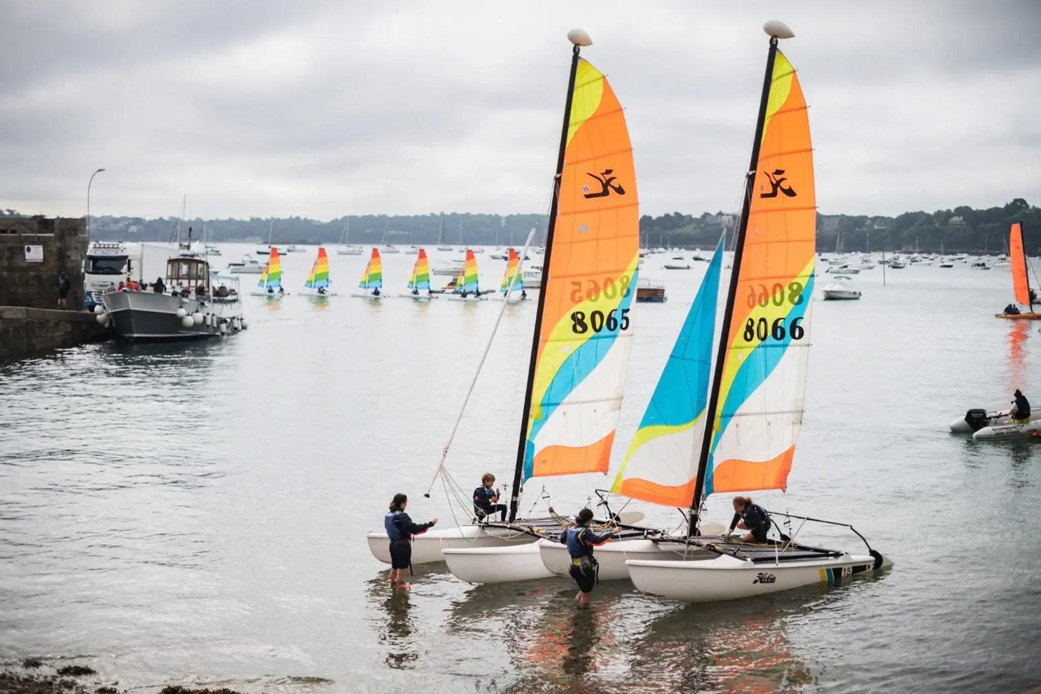 Activities, Windsurfing in Hôtel De La Vallée