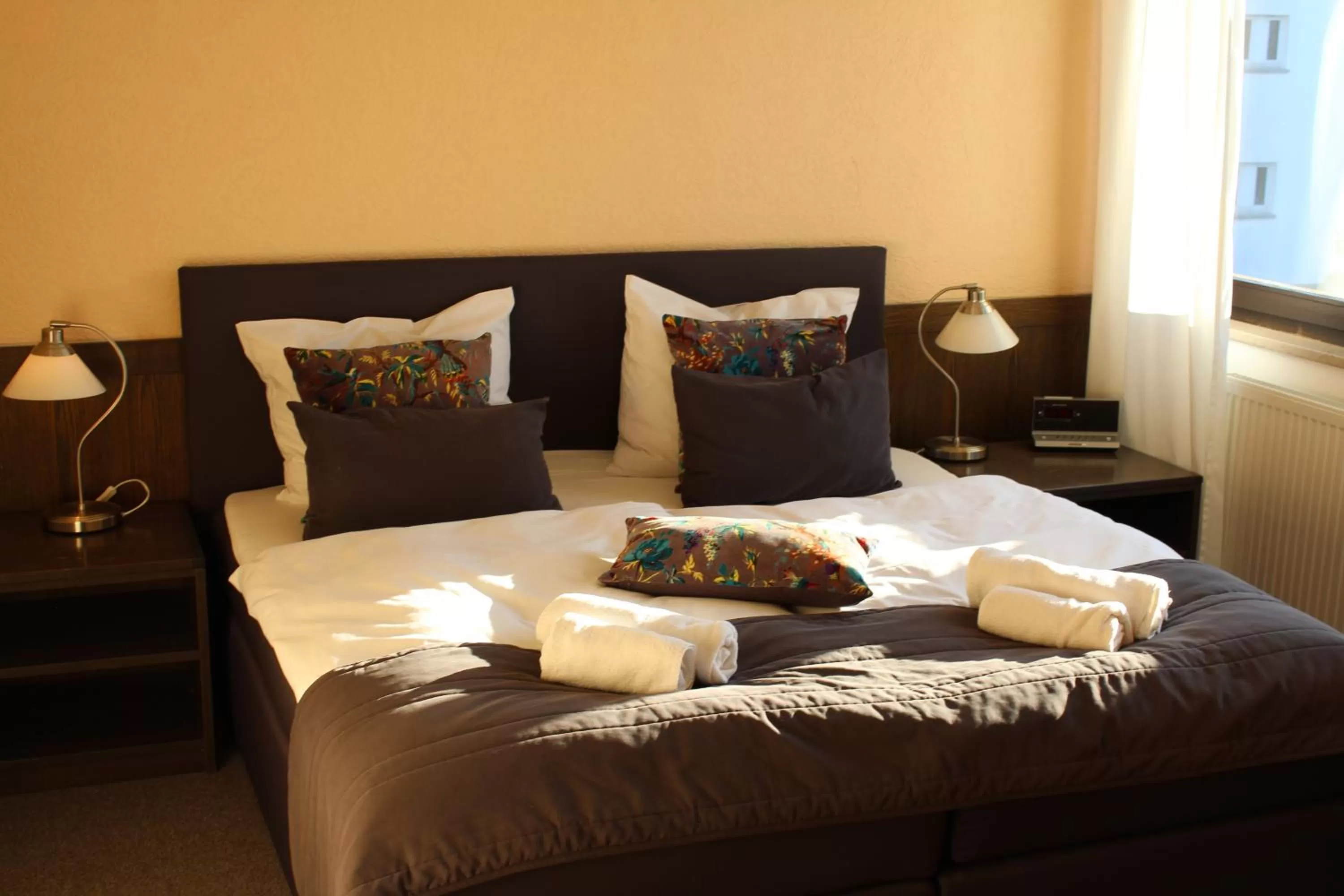 Bed in Hotel Brunnenhof