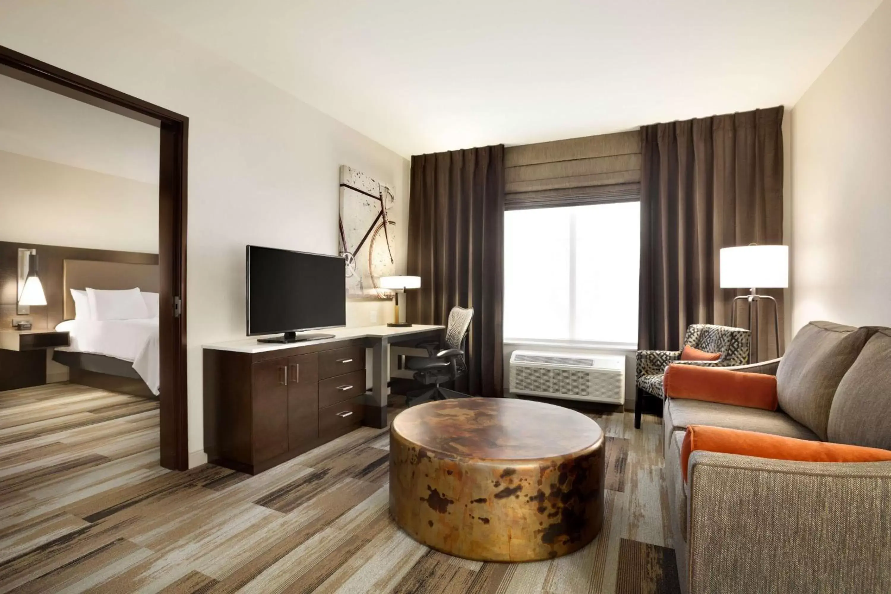 King Room - Hearing Accessible in Hilton Garden Inn Downtown Birmingham King Room - Hearing Accessible in Hilton Garden Inn Downtown Birmingham