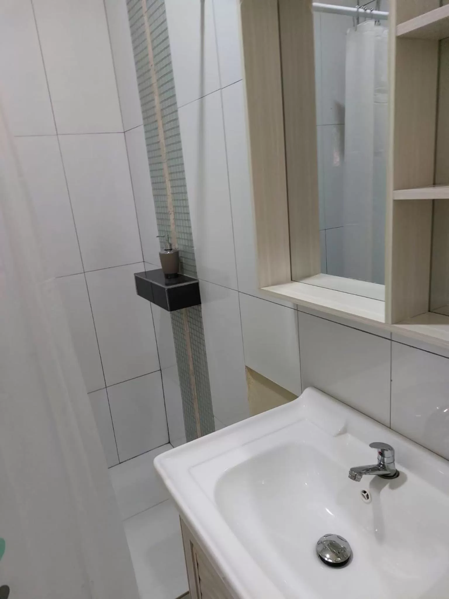 Bathroom in Curasita colour Appartments