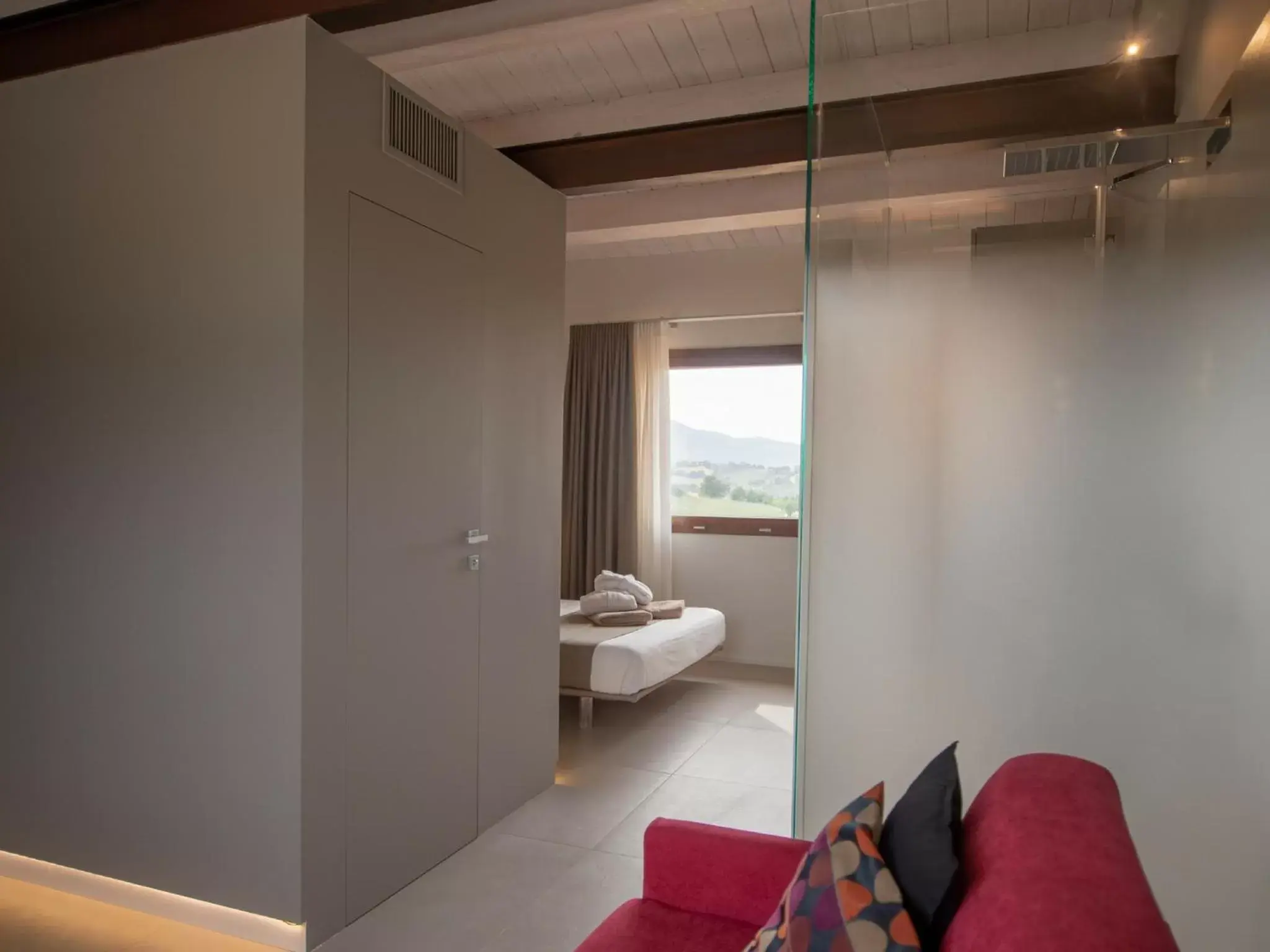 Shower in Serre Alte Landscape Luxury Rooms