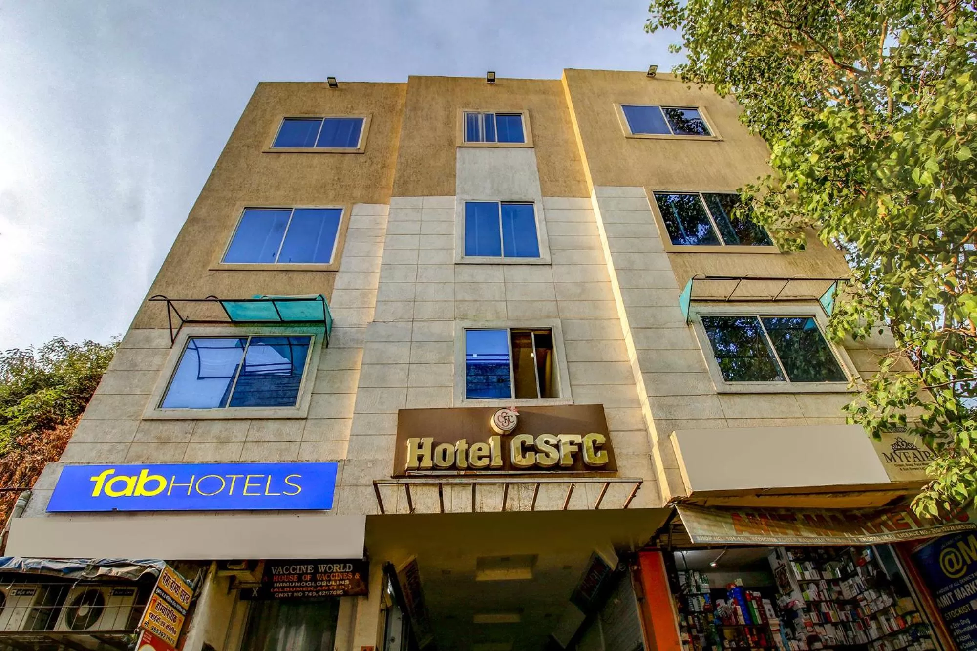 Property building in FabHotel CSFC Near Bhopal Railway Station