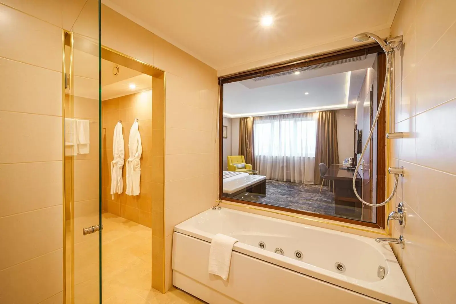 Bathroom in Hotel Imperial Plovdiv, a member of Radisson Individuals