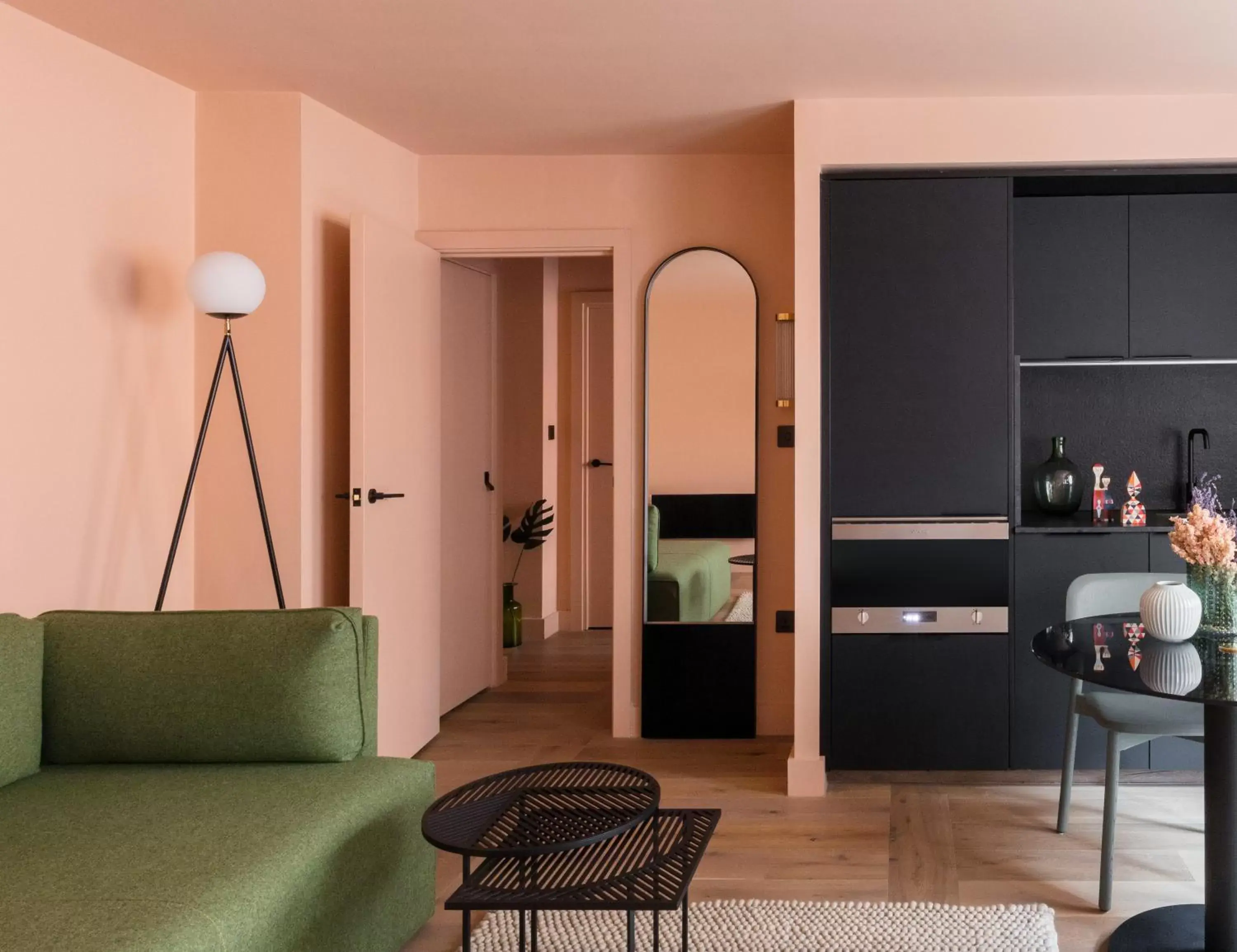 Kitchen or kitchenette, Seating Area in Whitworth Locke