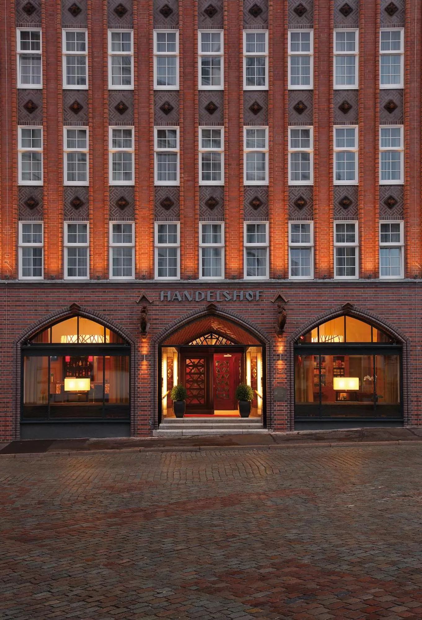 Facade/entrance in H+ Hotel Lübeck