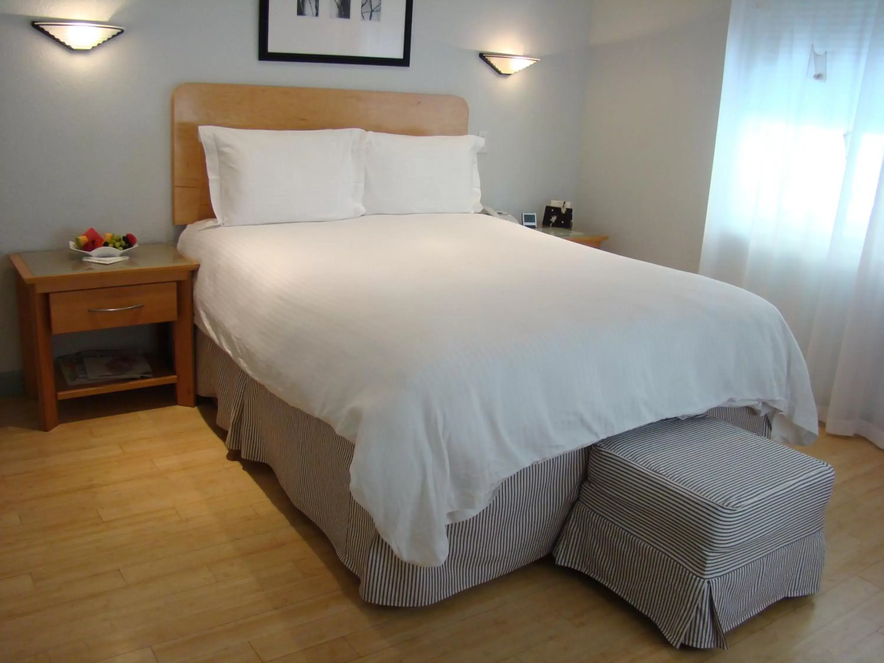 Photo of the whole room, Bed in Cadet Hotel