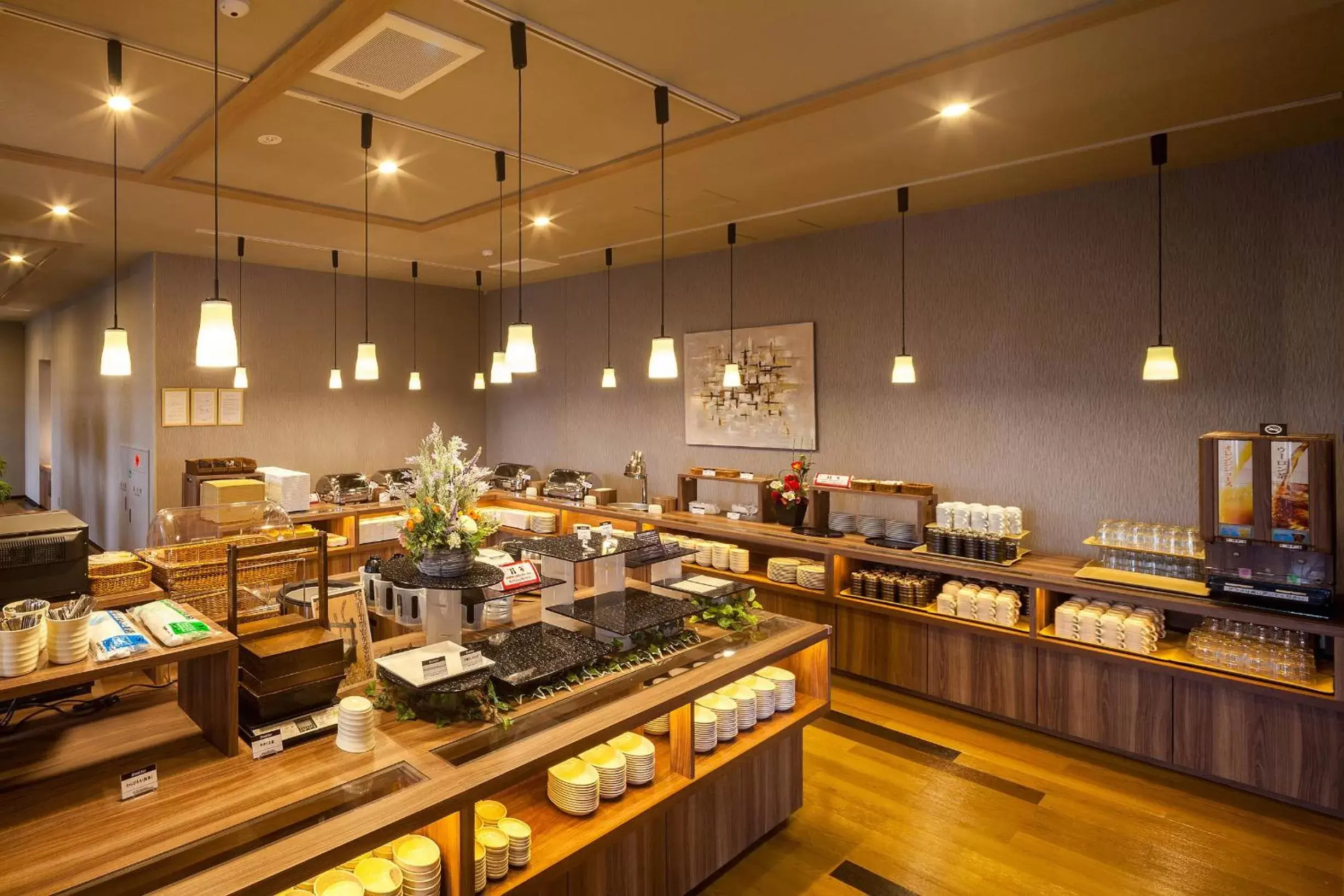 Restaurant/Places to Eat in Hotel Route-Inn Tsuyama Ekimae