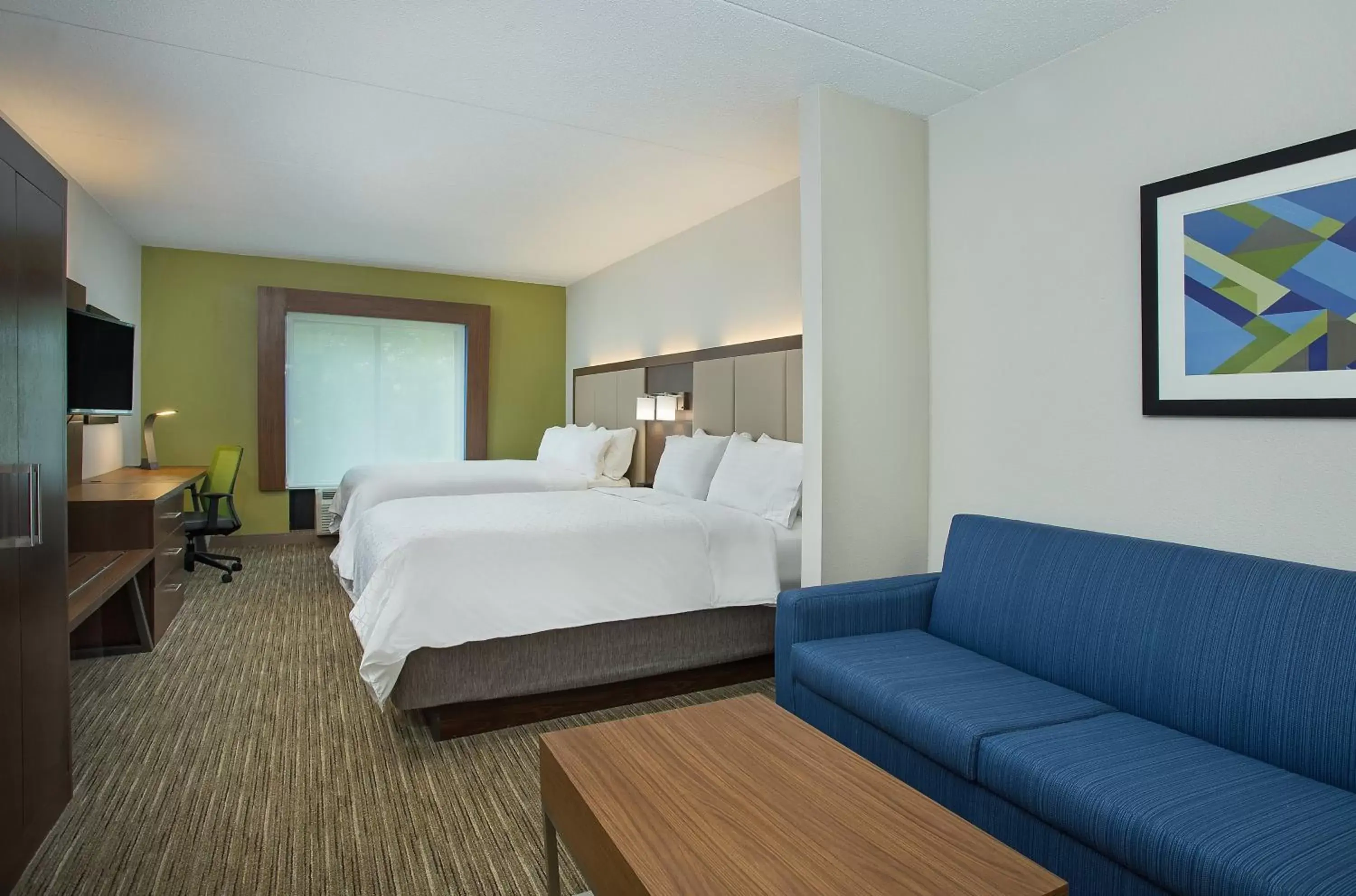 Bedroom in Holiday Inn Express & Suites Lebanon-Nashville Area, an IHG Hotel