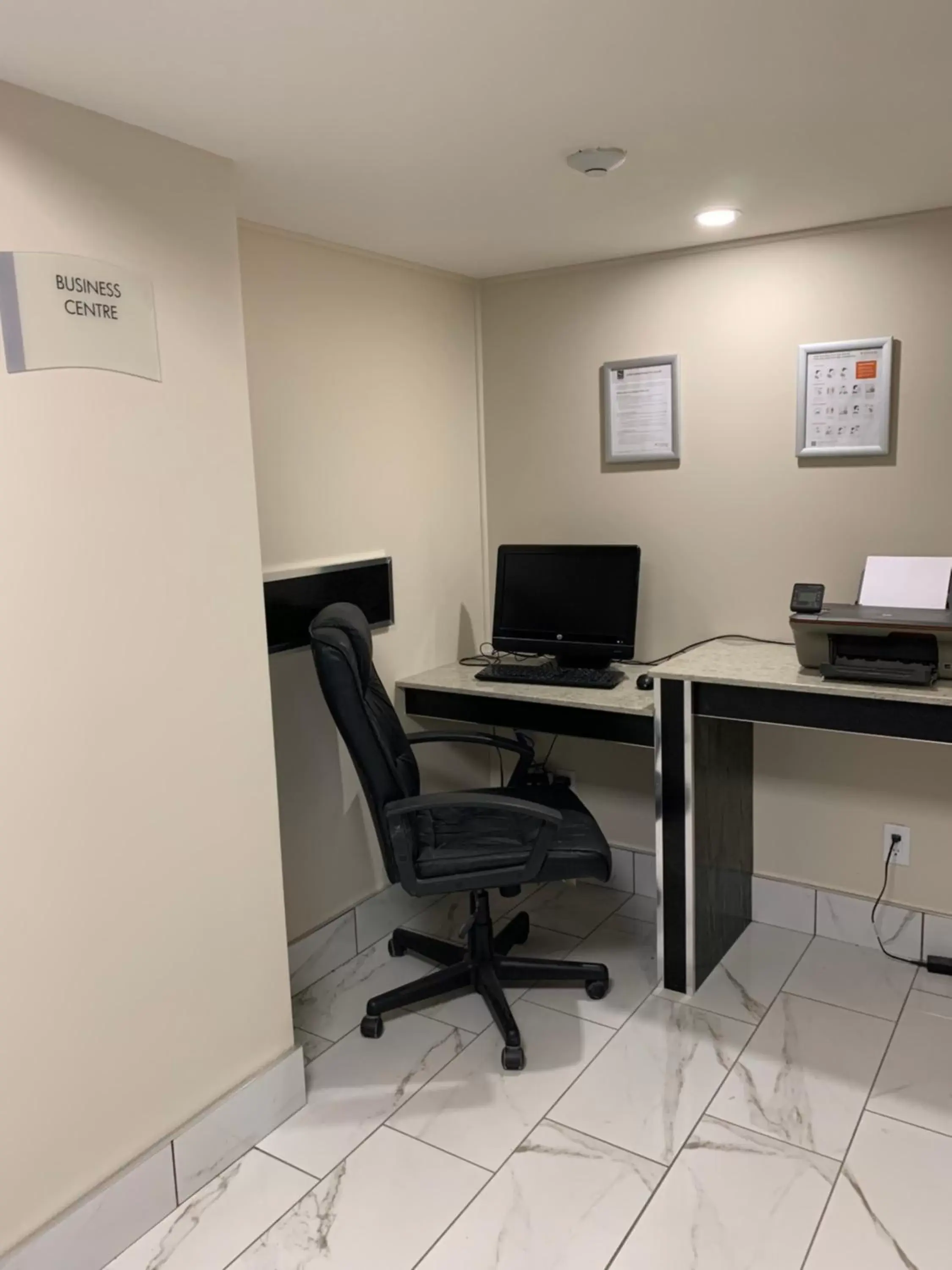 Lobby or reception in Quality Inn & Conference Centre Downtown Sudbury Lobby or reception in Quality Inn & Conference Centre Downtown Sudbury