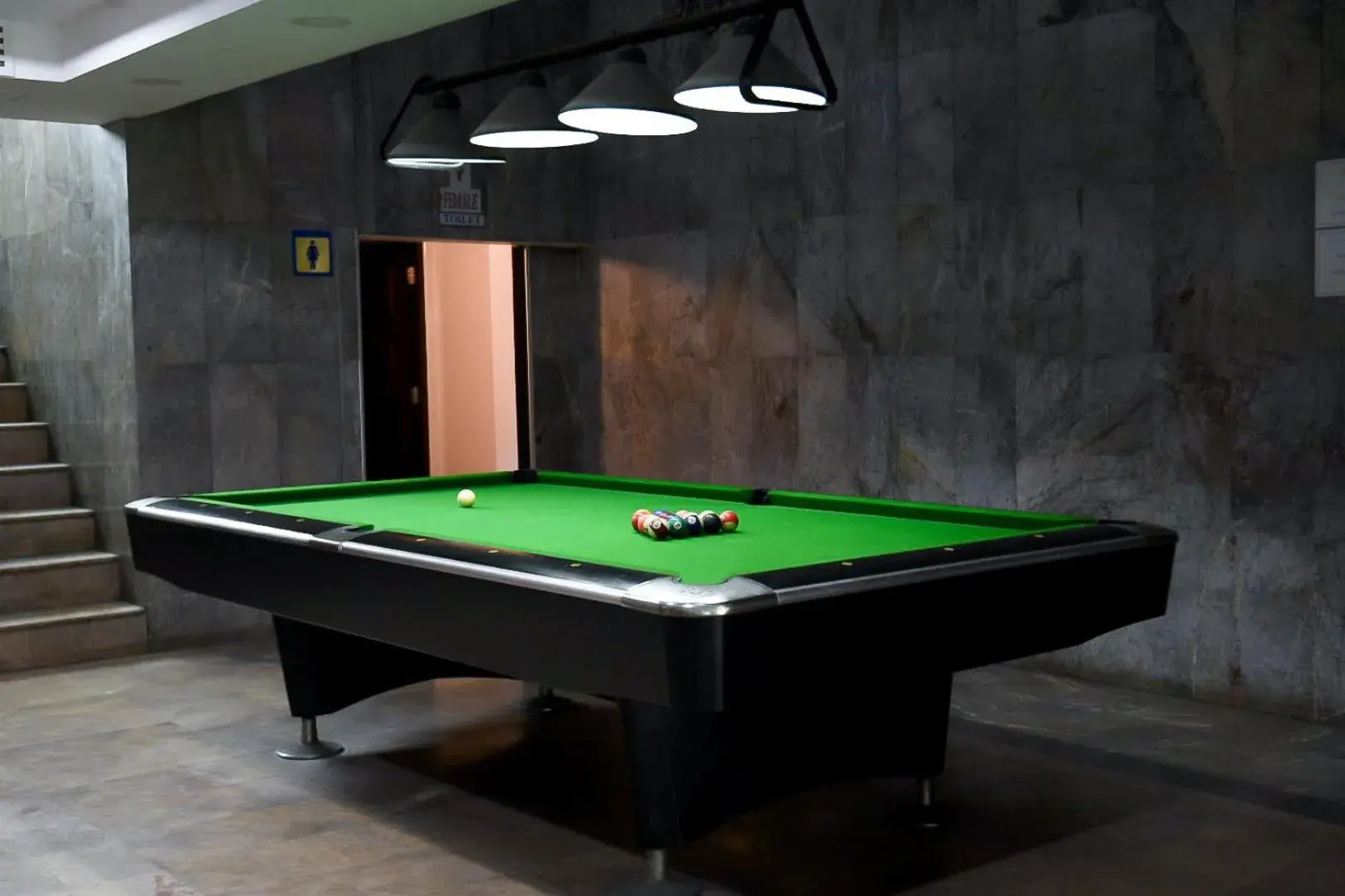 Area and facilities, Billiards in Pattaya Hiso Hotel