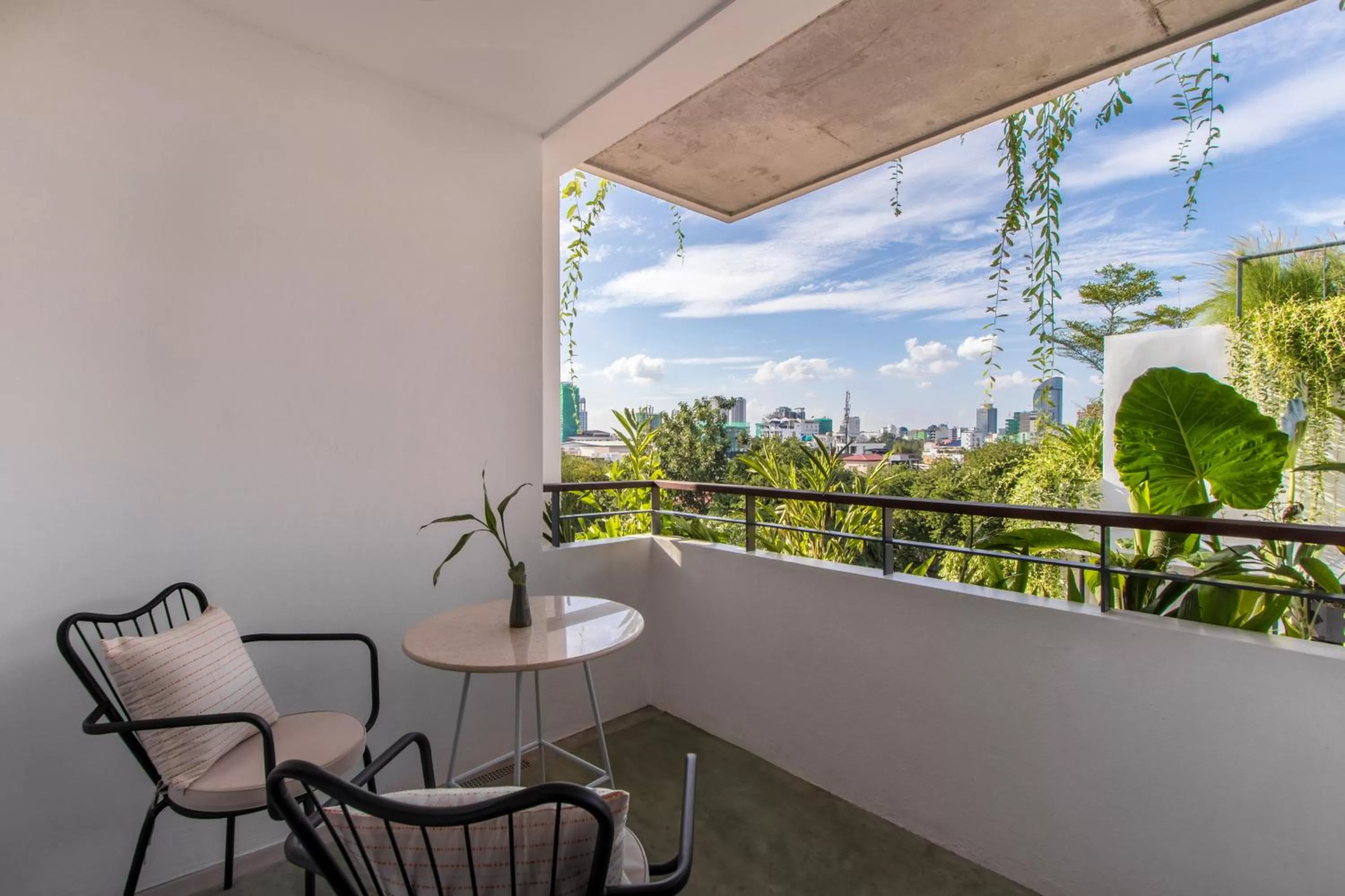 Patio in Penh House Hotel