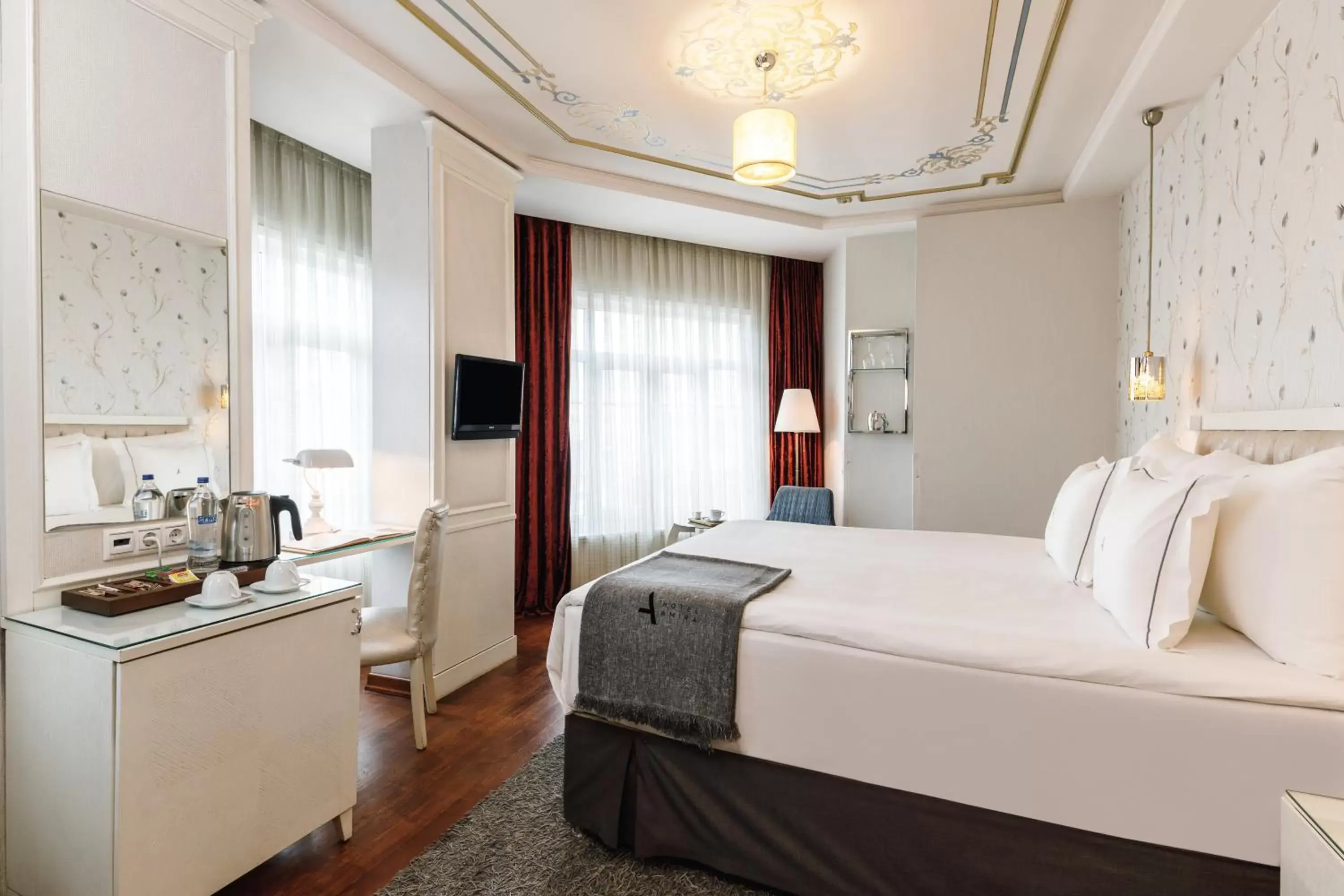 Bedroom in Hotel Amira Istanbul