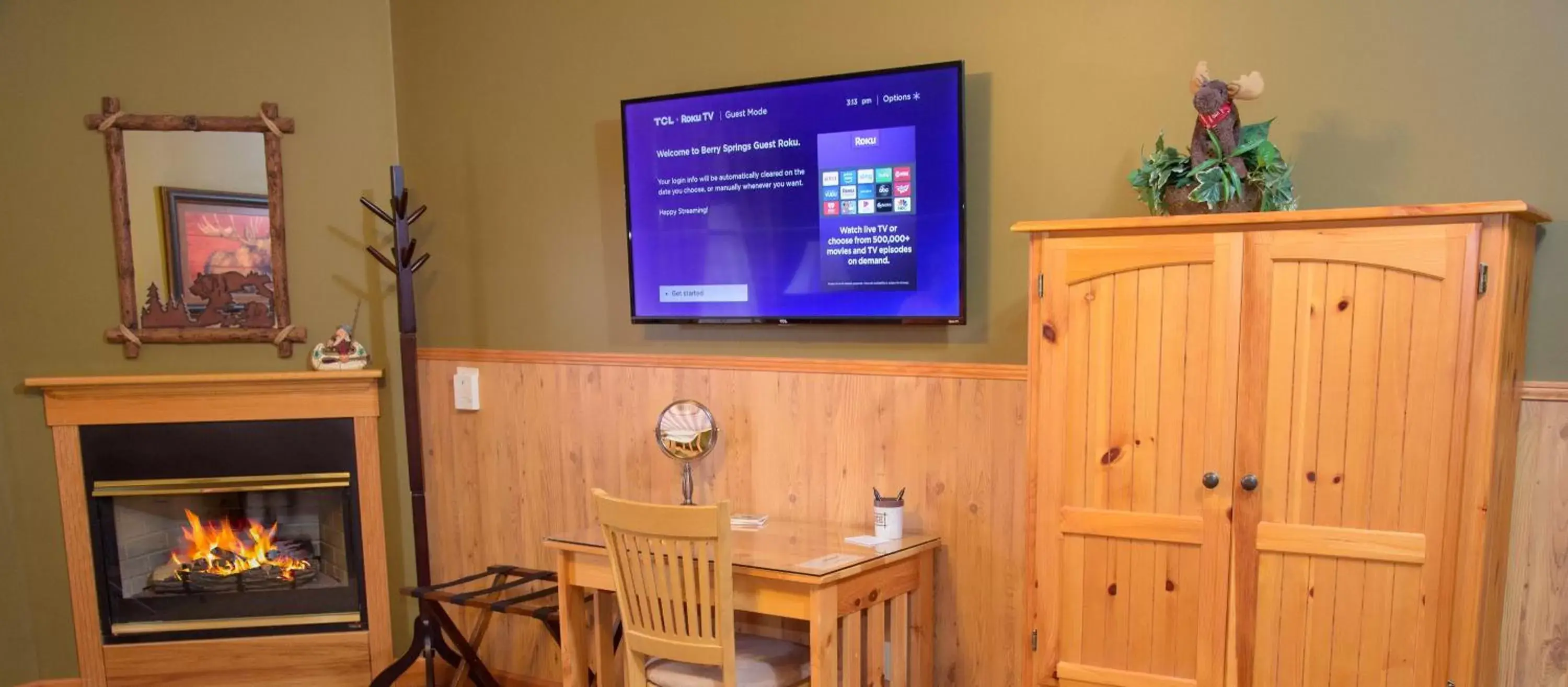 TV/Entertainment Center in Berry Springs Lodge