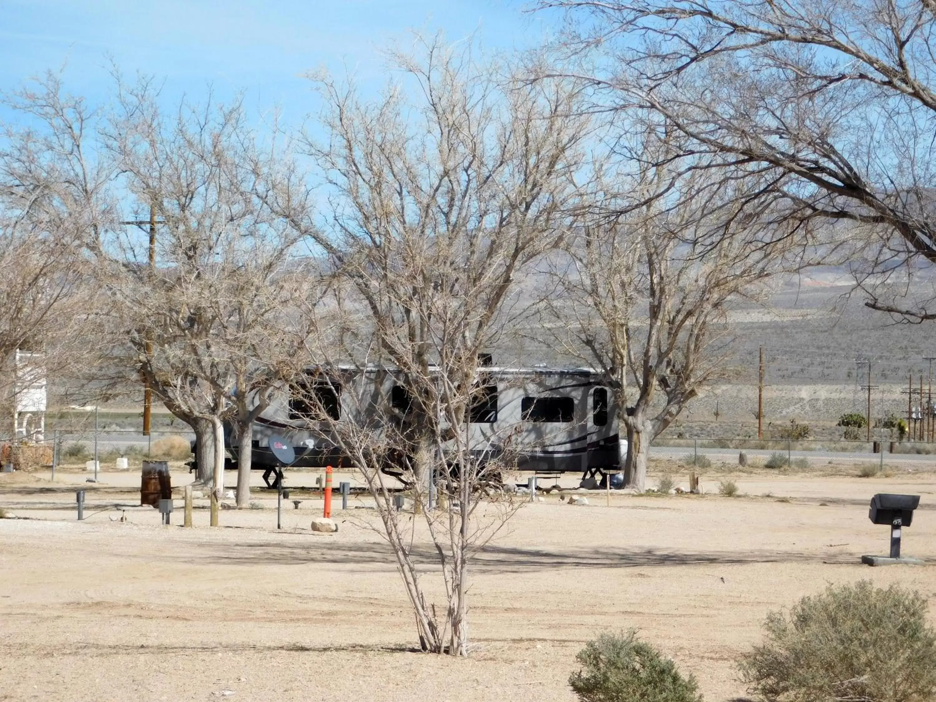Property building in Olancha RV Park and Motel Property building in Olancha RV Park and Motel