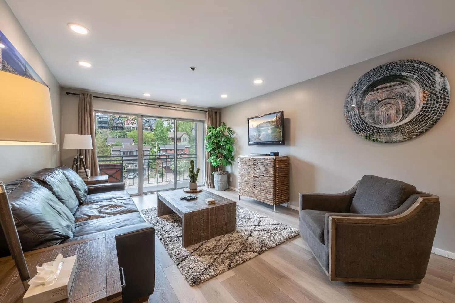 Treasure Mountain Inn