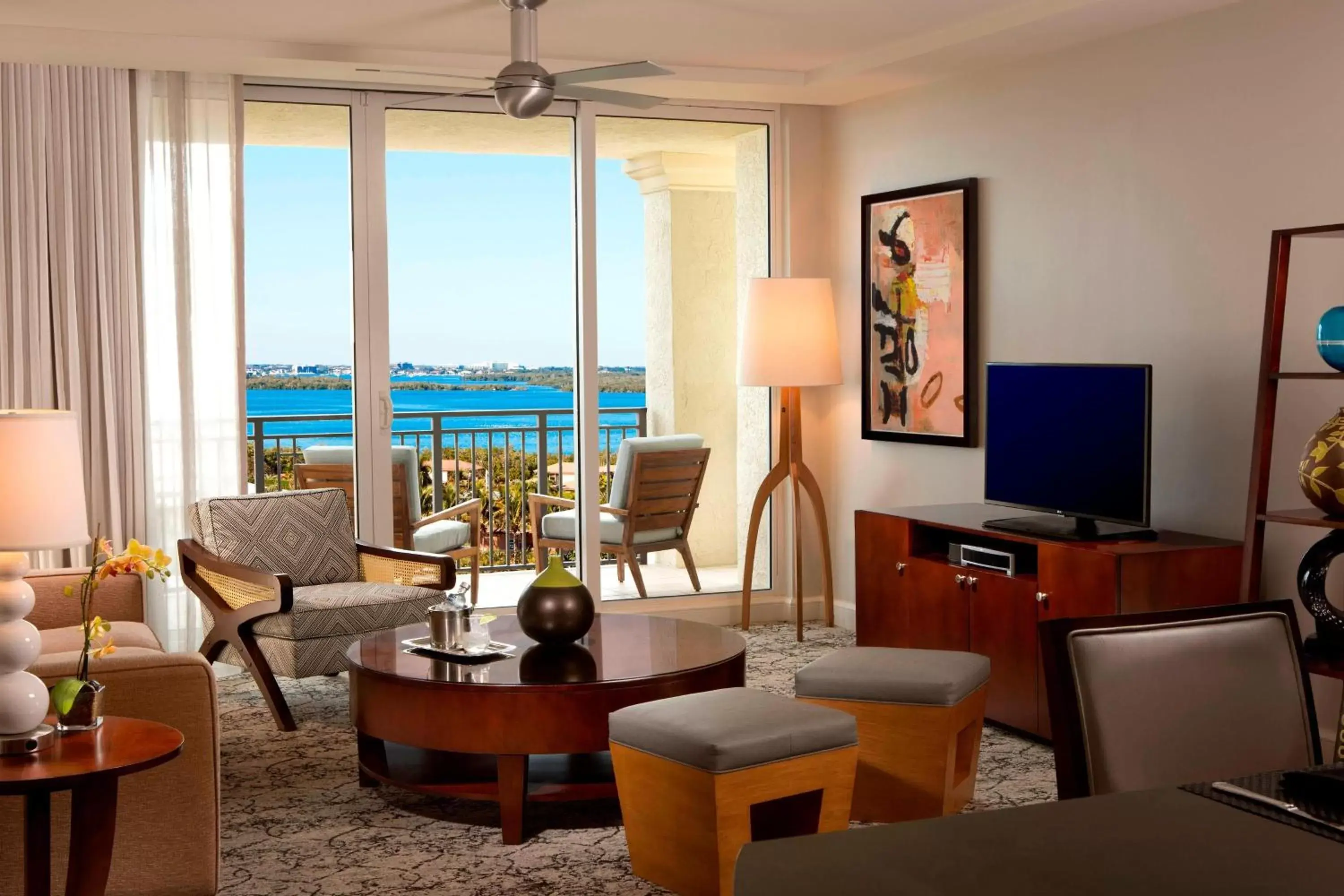 Living room, Seating Area in Palm Beach Marriott Singer Island Beach Resort & Spa