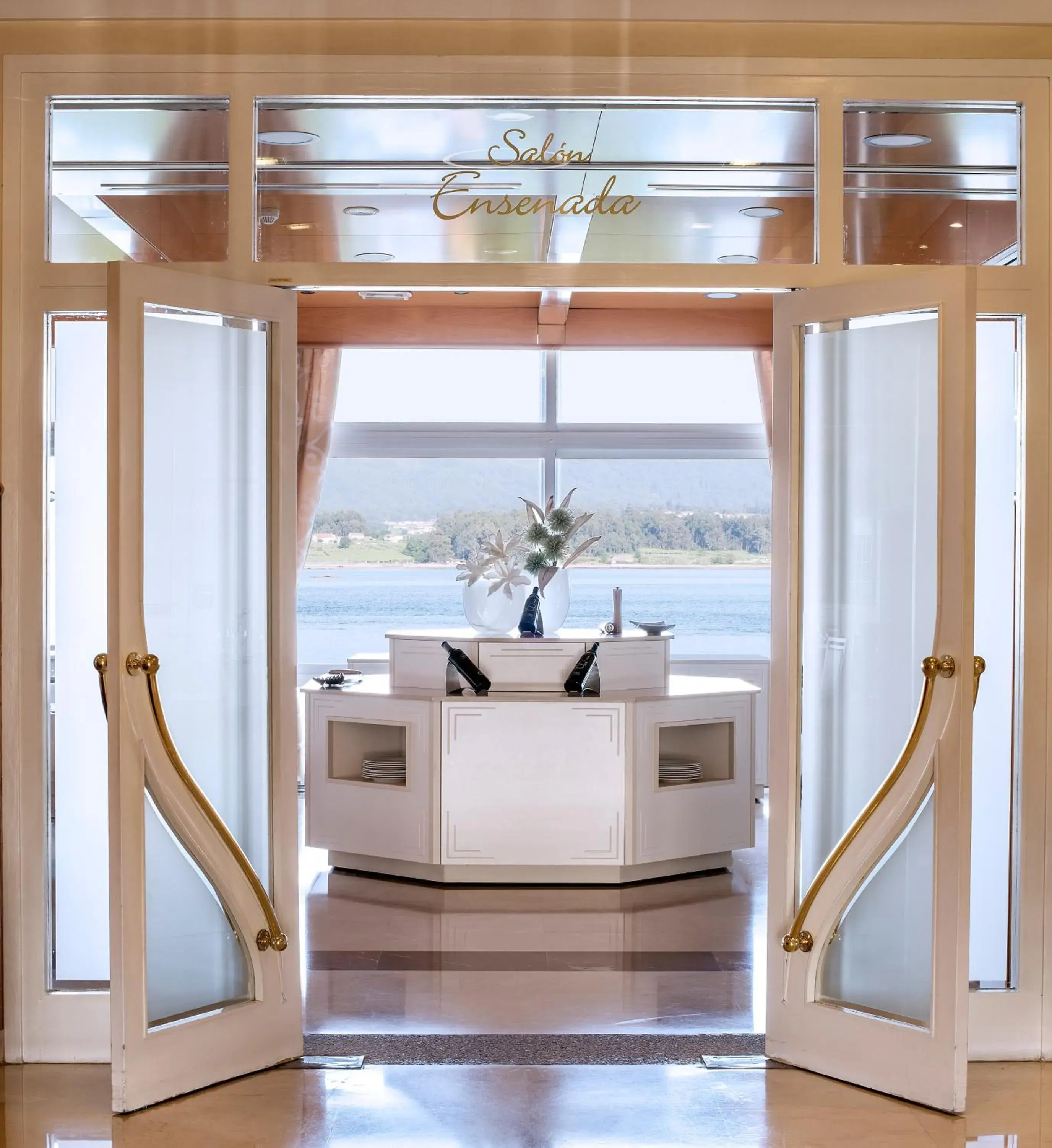 Dining area in Hotel Talaso Louxo La Toja