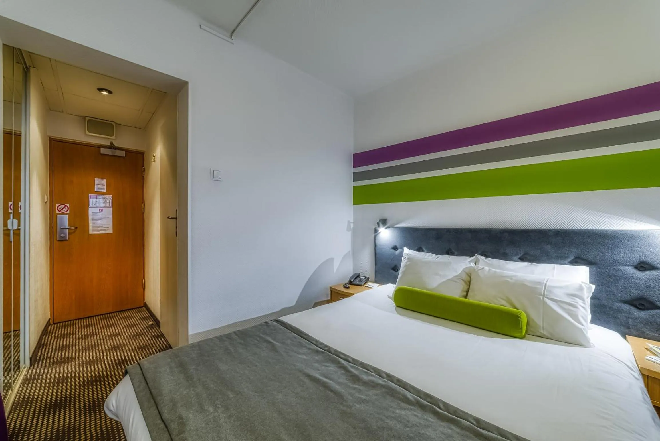Photo of the whole room, Bed in ibis Styles Bielsko Biala