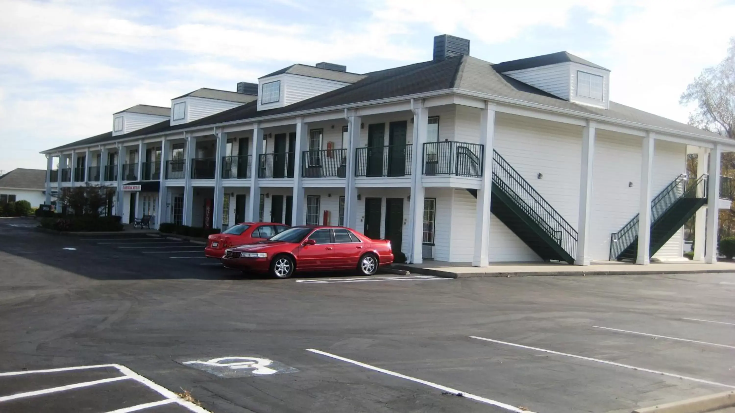 On site, Property Building in American Motel - Lenoir