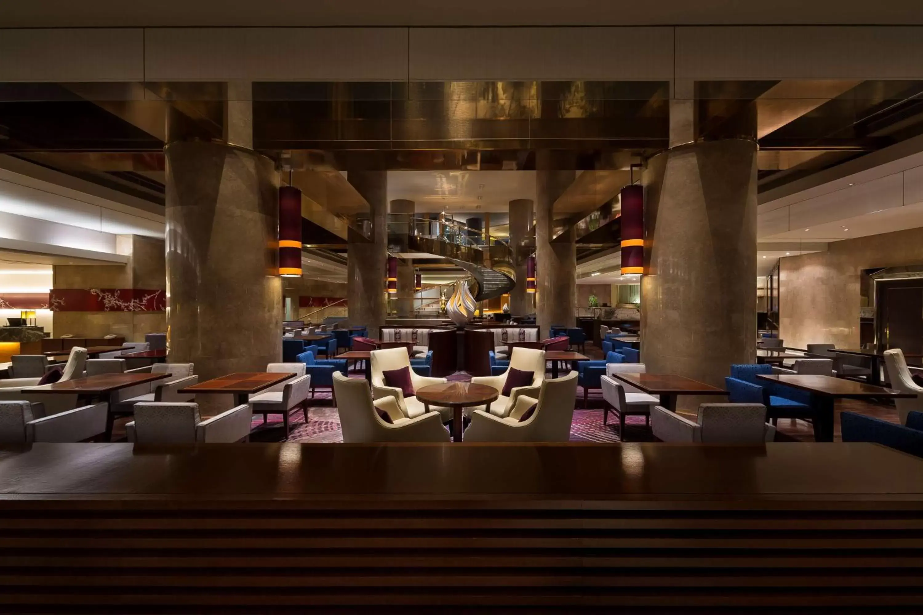 Restaurant/Places to Eat in Hilton Tokyo Hotel