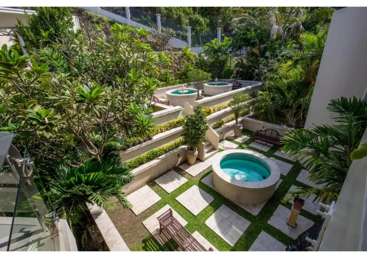 Garden, Pool View in Ela Beach Hotel