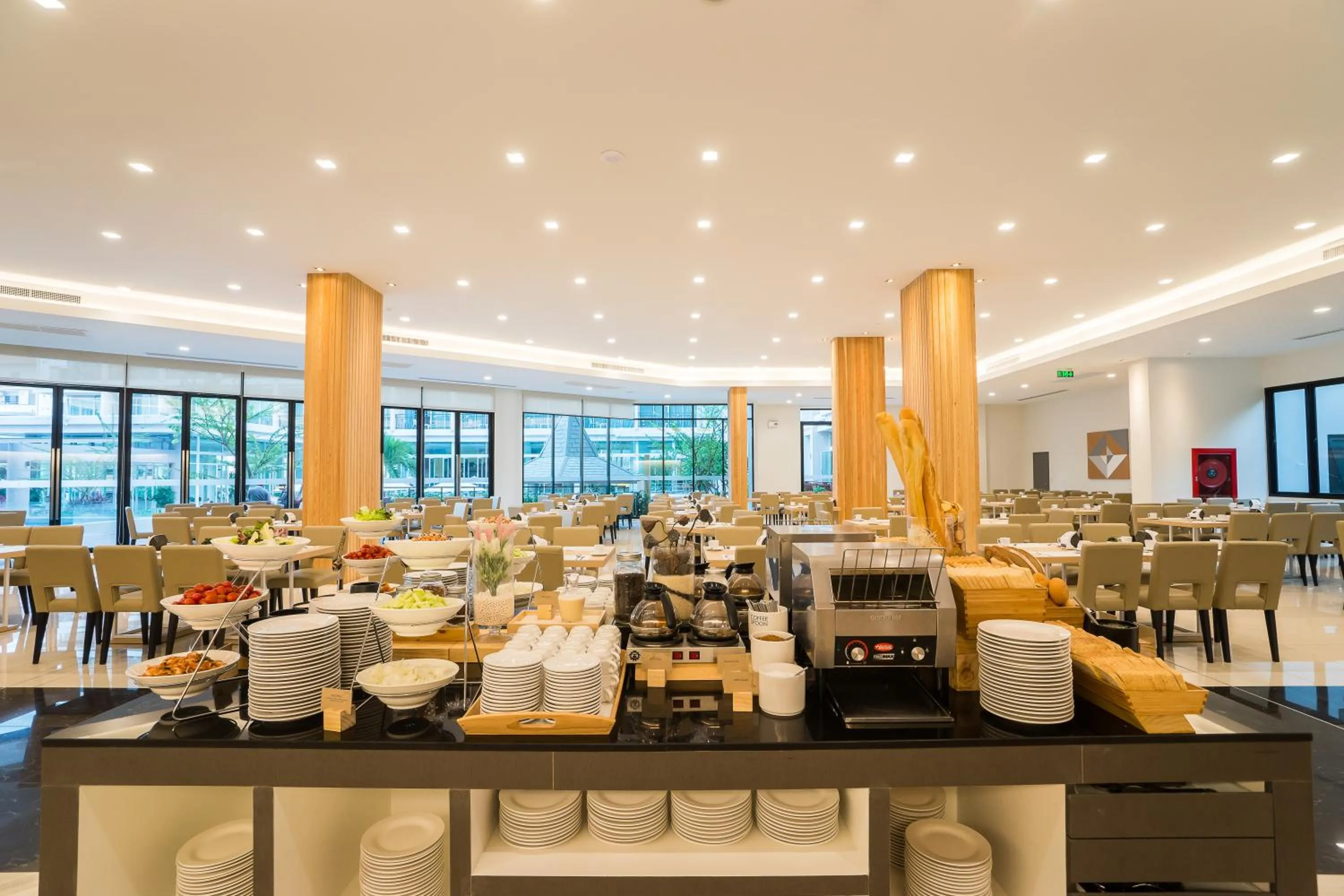 Restaurant/places to eat in Hotel J Residence Pattaya