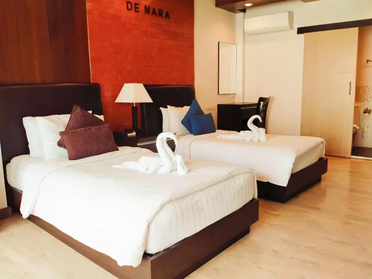 Bed in Hotel De Nara-SHA Extra Plus