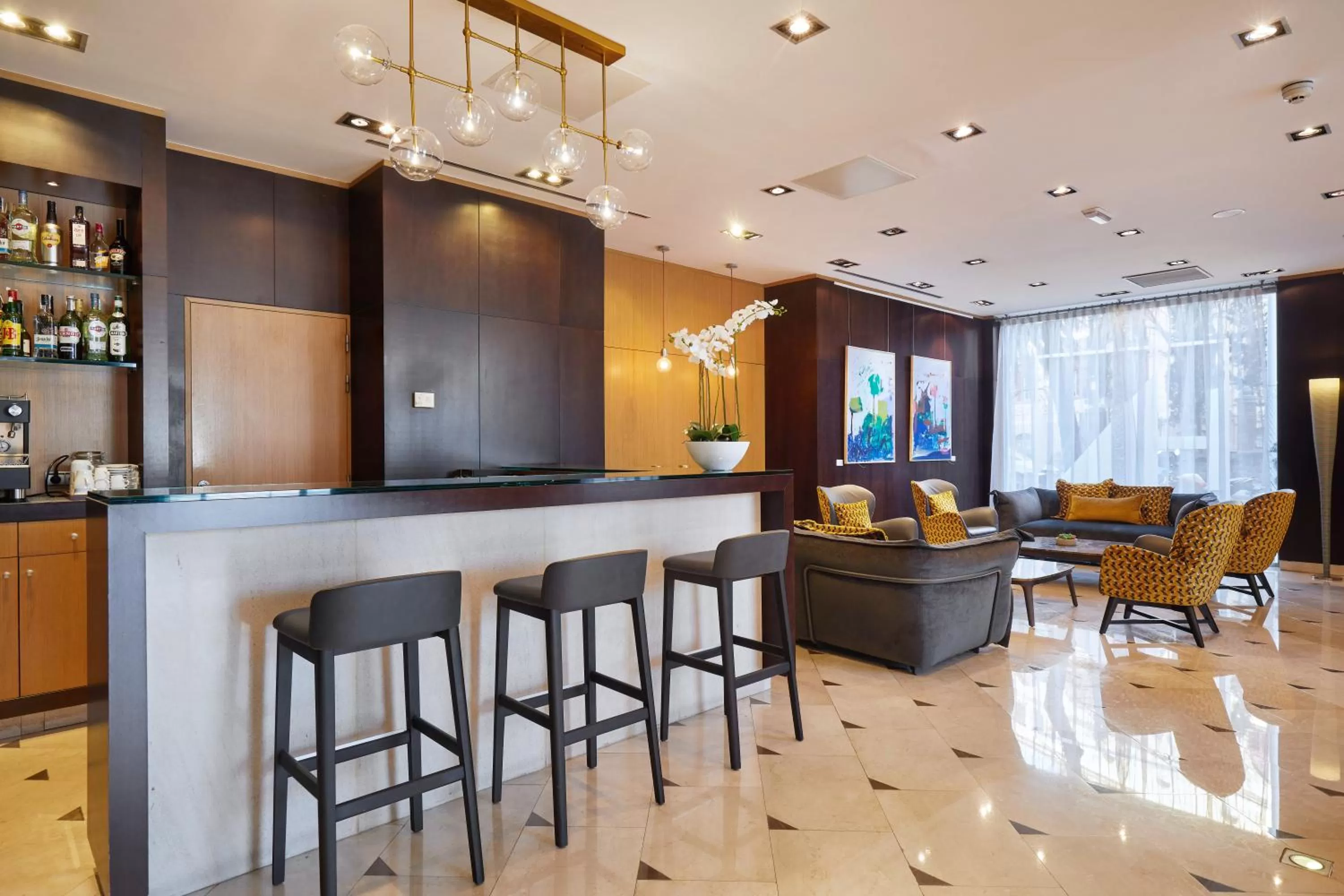 Lounge or bar in Eurostars Monumental