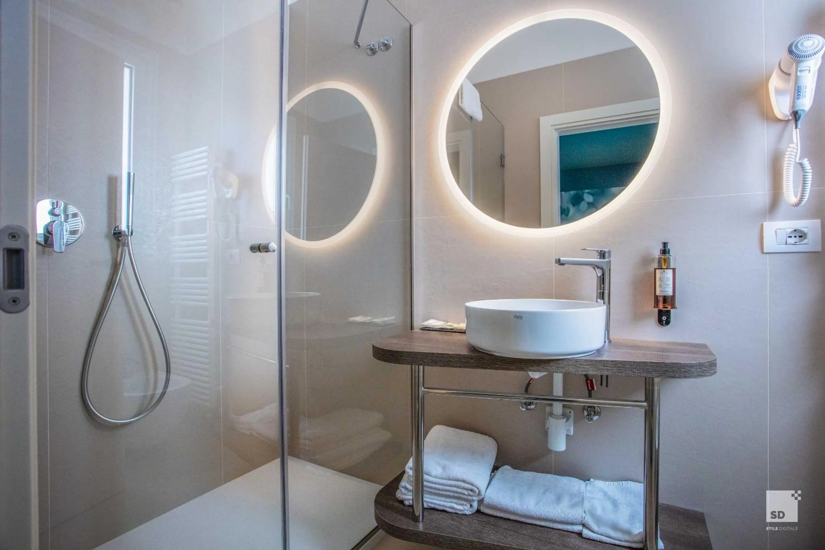 Bathroom in Hotel Regina Elena 57 & Oro Bianco SPA